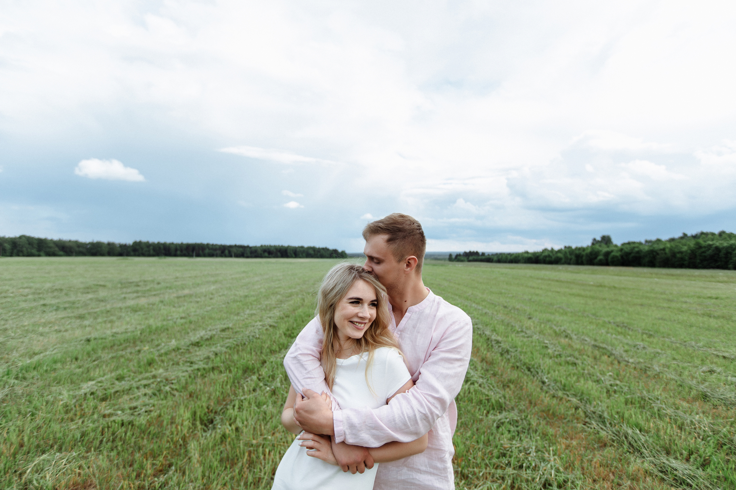 Поле. Свадебный и семейный фотограф в Твери, Москве, Санкт-Петербурге