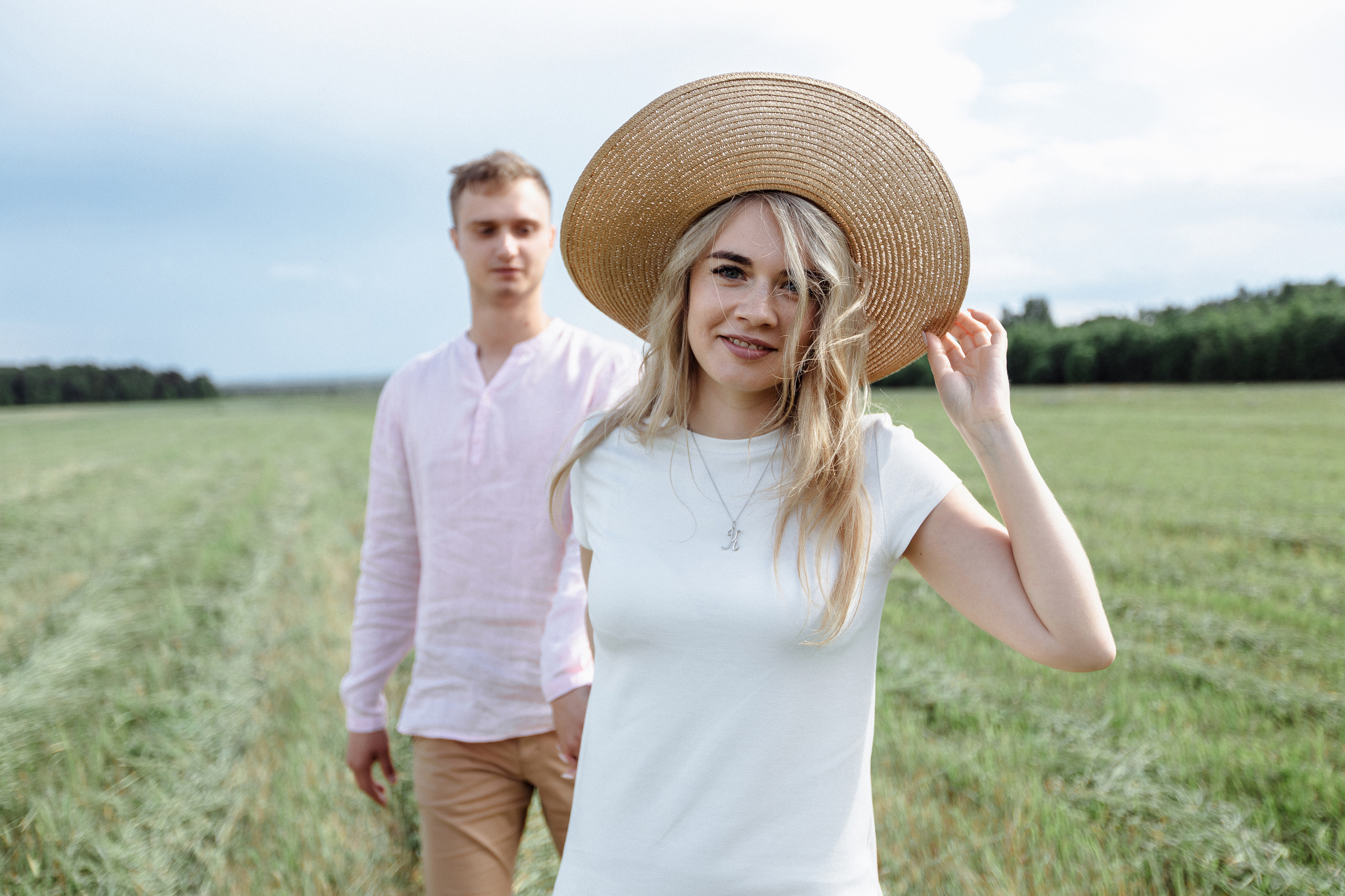Поле. Свадебный и семейный фотограф в Твери, Москве, Санкт-Петербурге