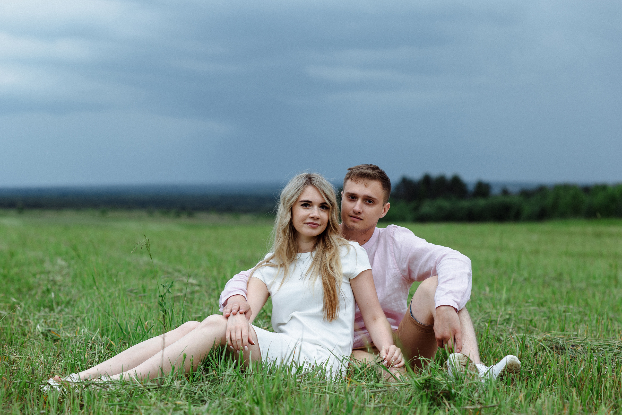 Поле. Свадебный и семейный фотограф в Твери, Москве, Санкт-Петербурге