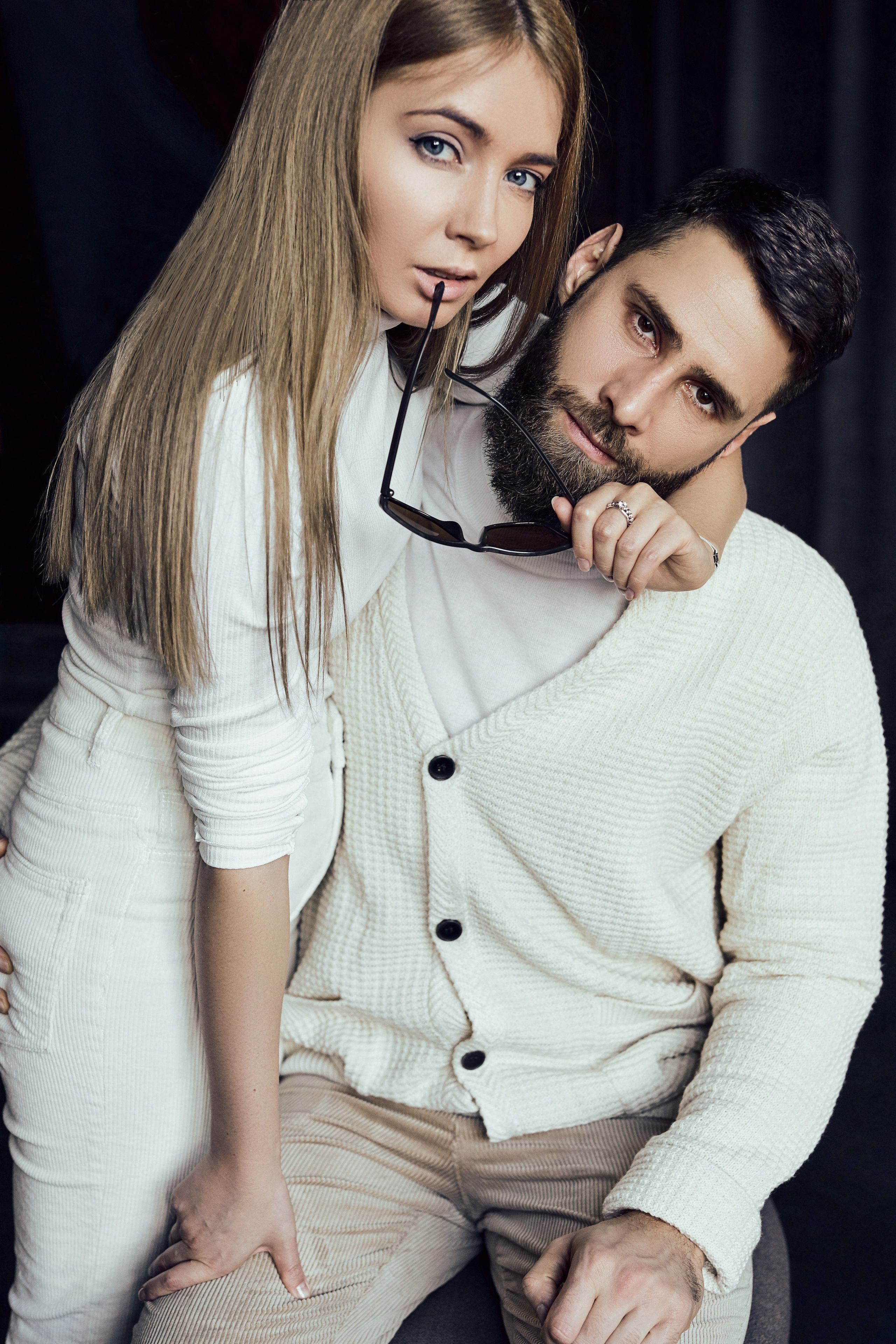 Фотосессия Love Story в студии в Москве, заказать услуги фотографа  — Цены и стоимость услуг на лав стори фотосъёмку в студии