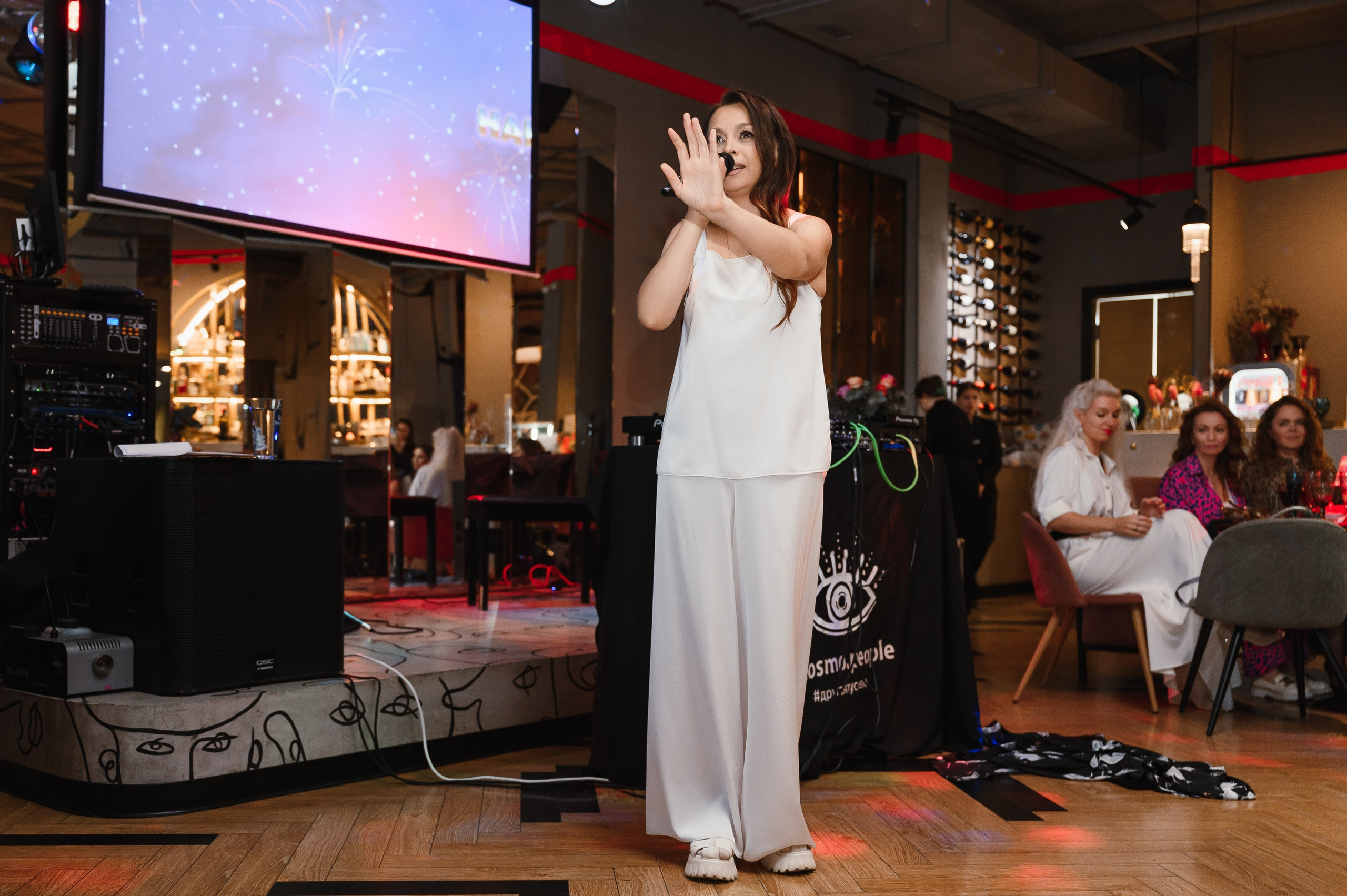 День рождения в формате выступления. Wedding and family photographer USA