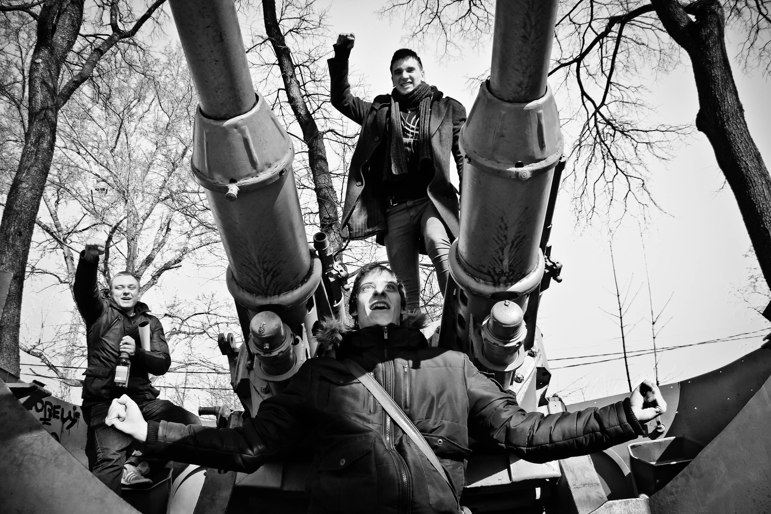 2012. Стрит-фотография, полная абсурда, идиотизма и красоты