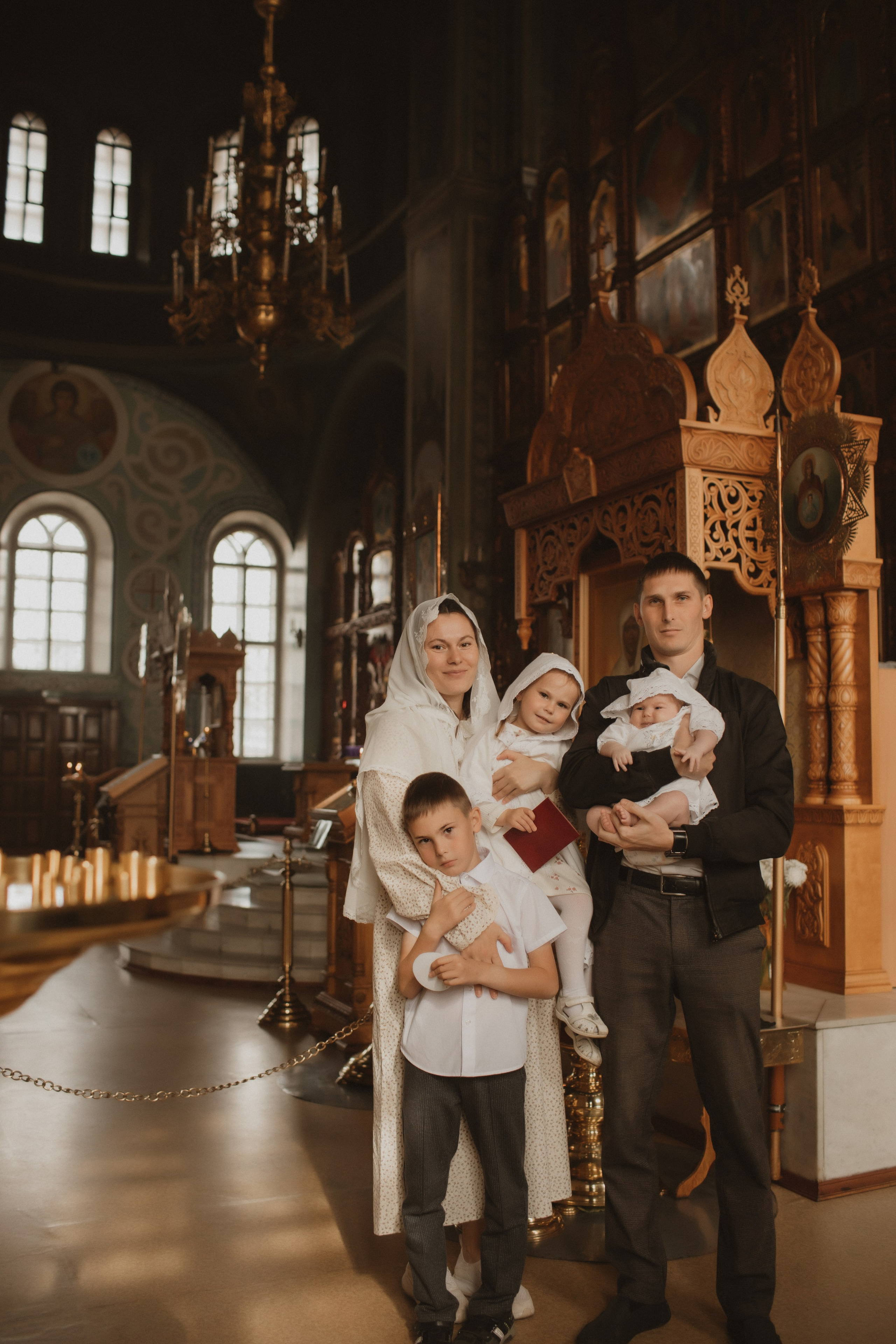 Крещение Екатерины и Дарьи. Семейный фотограф в Челябинске Ксения Зубкова