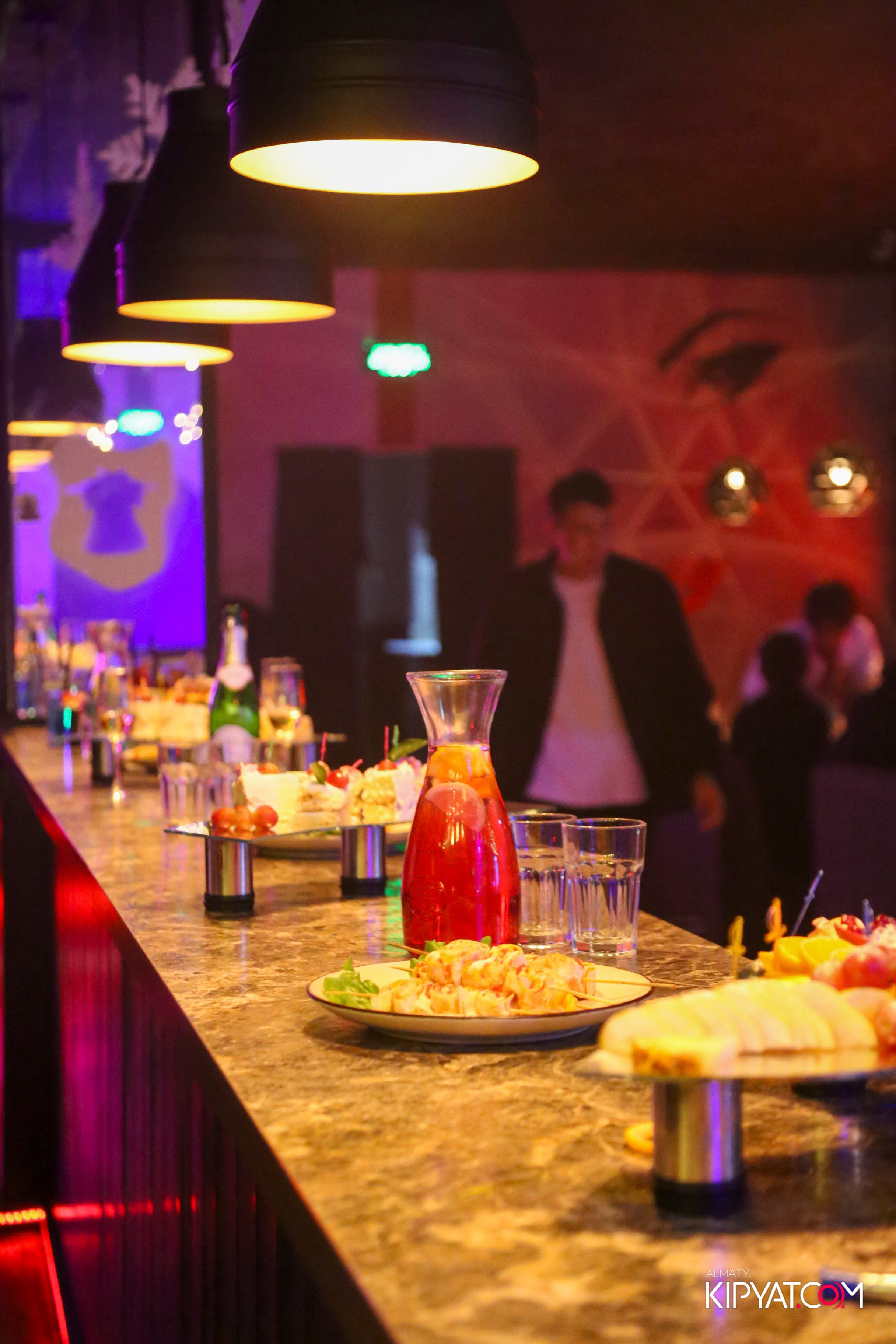 ARAGOSTA ДИСКО-БАР. КИПЯТКОМ АЛМАТЫ! Фотосъемка мероприятий в Алматы