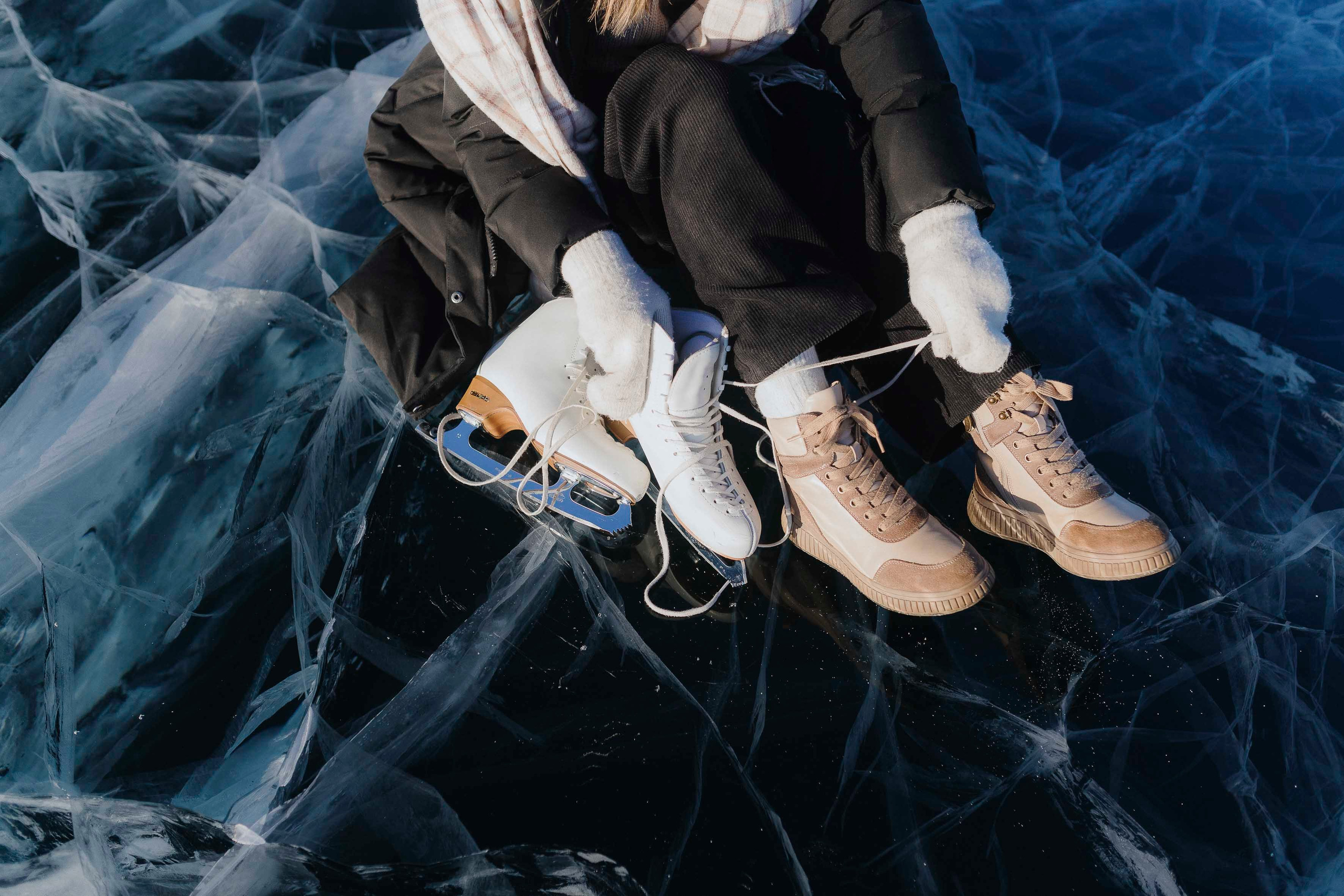 Самый большой каток в мире. Фотограф Ольхон, Регина