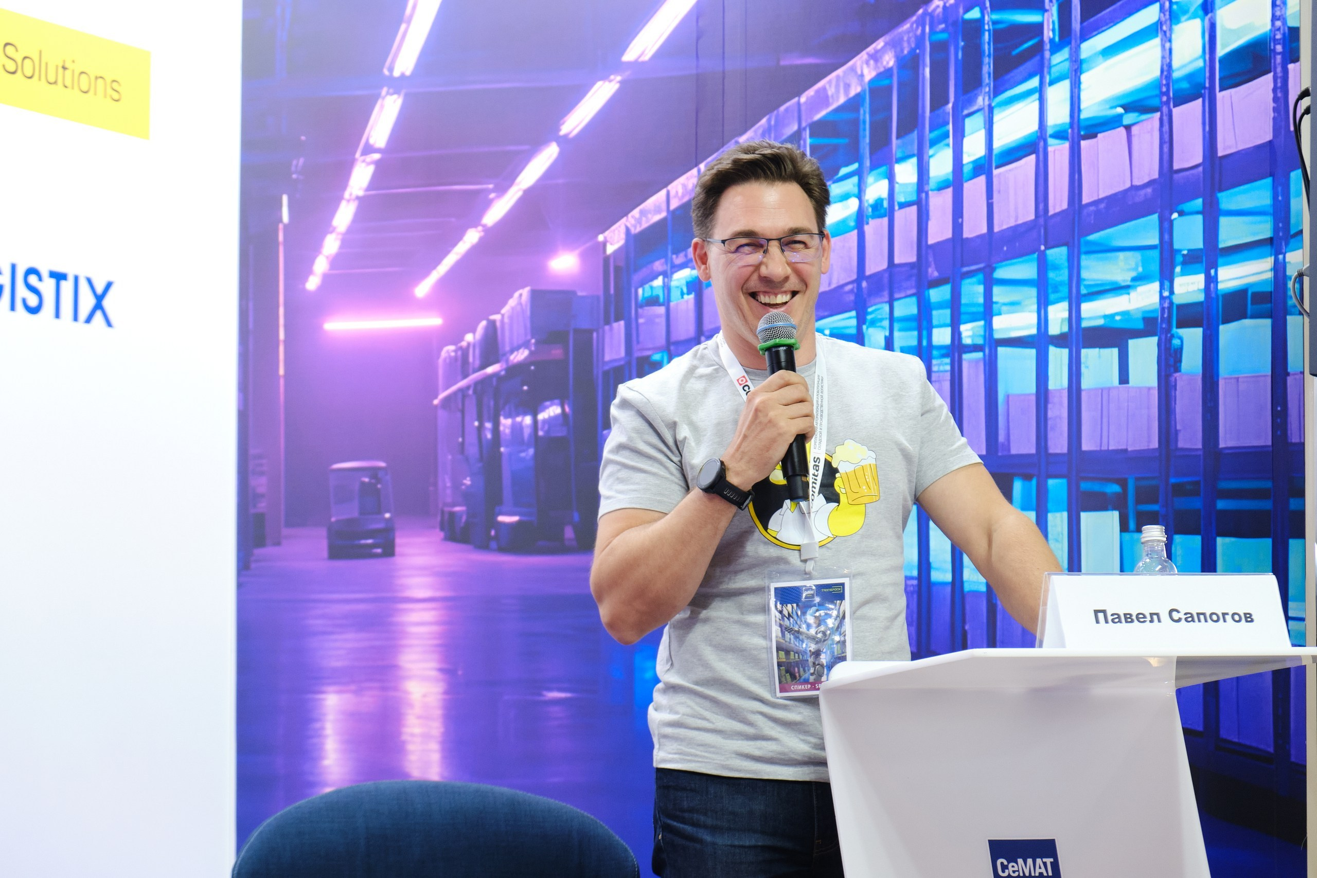 Выставка CeMAT. Репортажный фотограф в Москве Денис Тамко