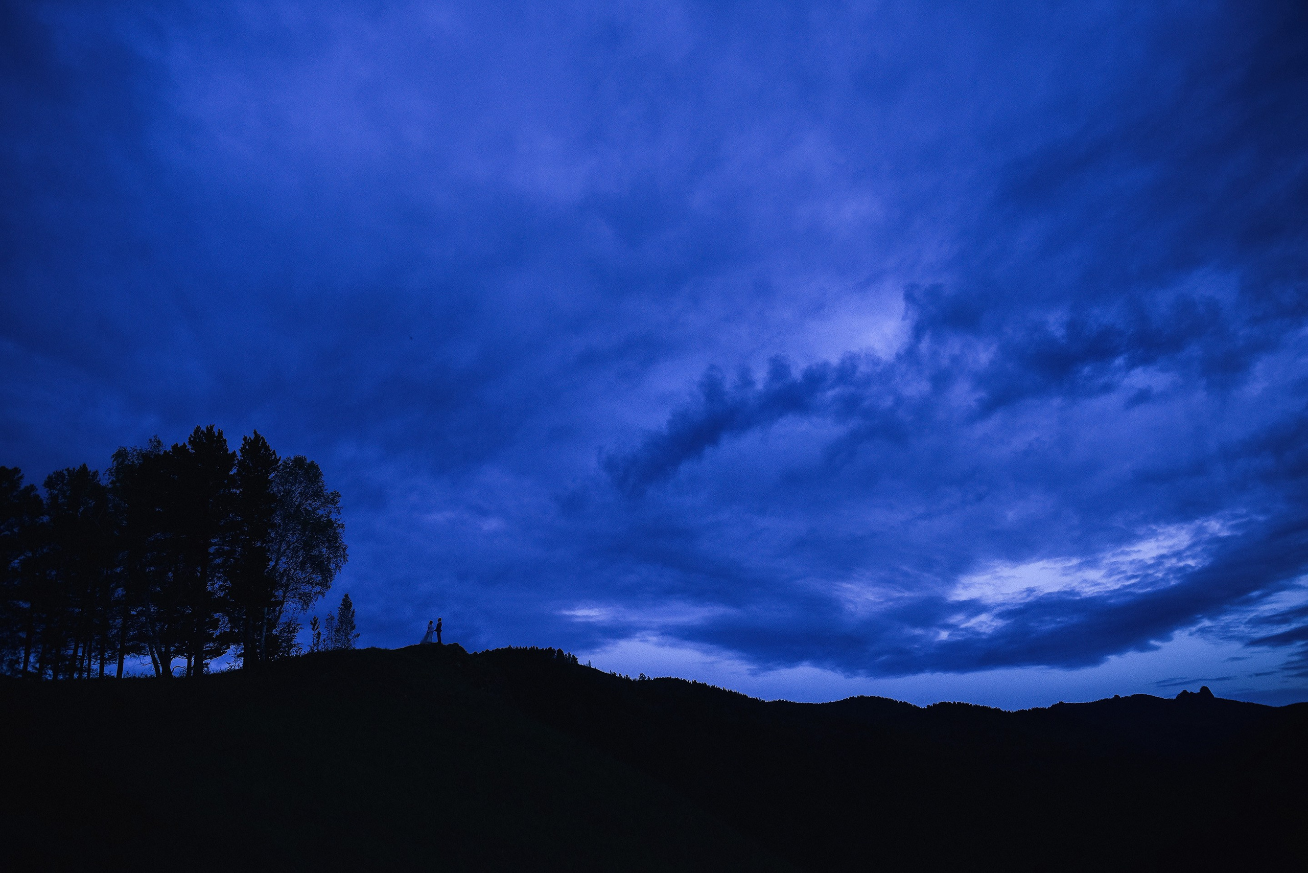 💐 Радик и Яна — душевная загородная свадьба в Villatic | Теплые фото под Красноярском. 📸 Свадебный и семейный фотограф в Красноярске Тихомиров Евгений | 17 лет опыта | 800+ свадеб