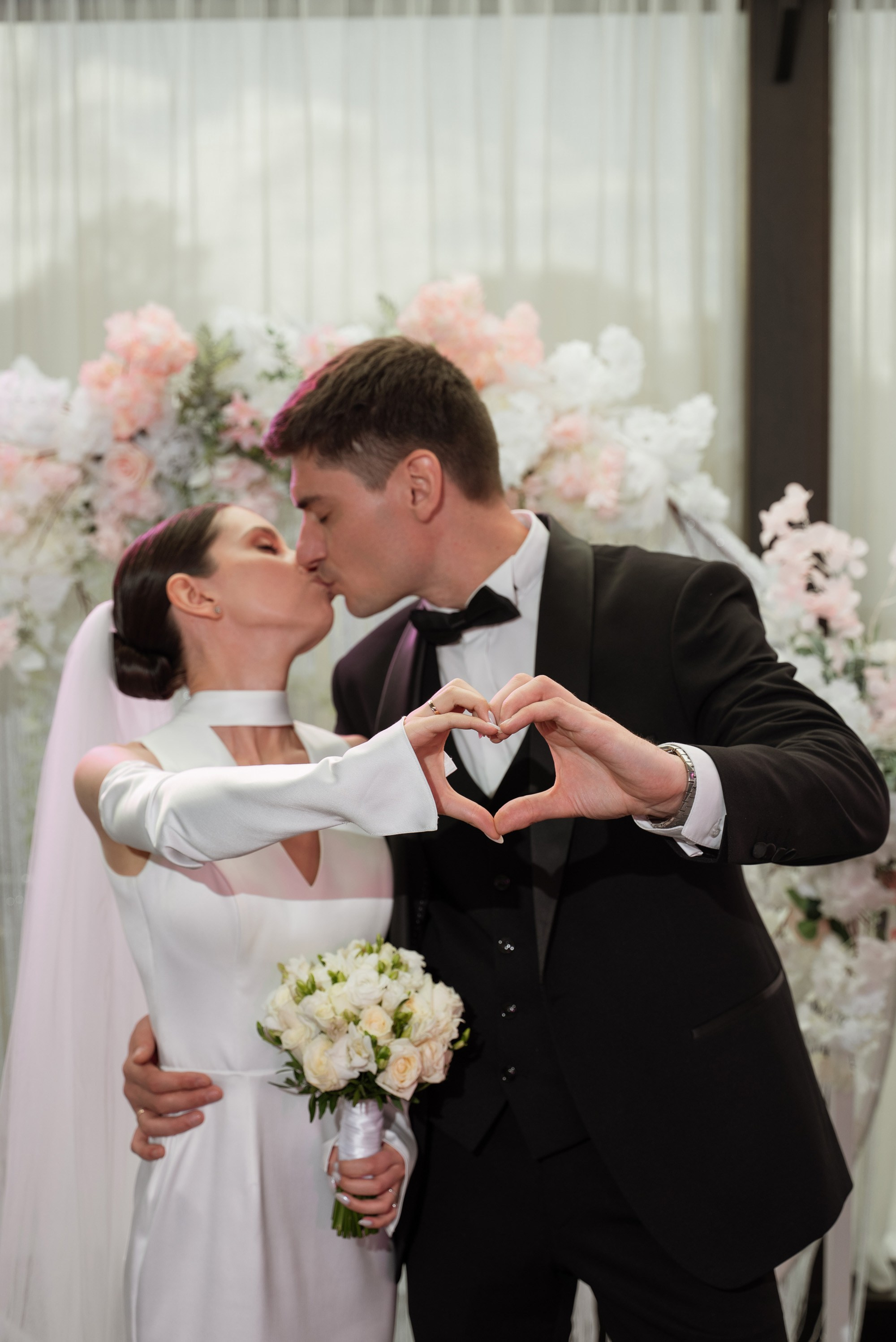 Артур и Светлана | 07.08.25. Свадебный фотограф в Санкт-Петербурге Владислава Тюльпина