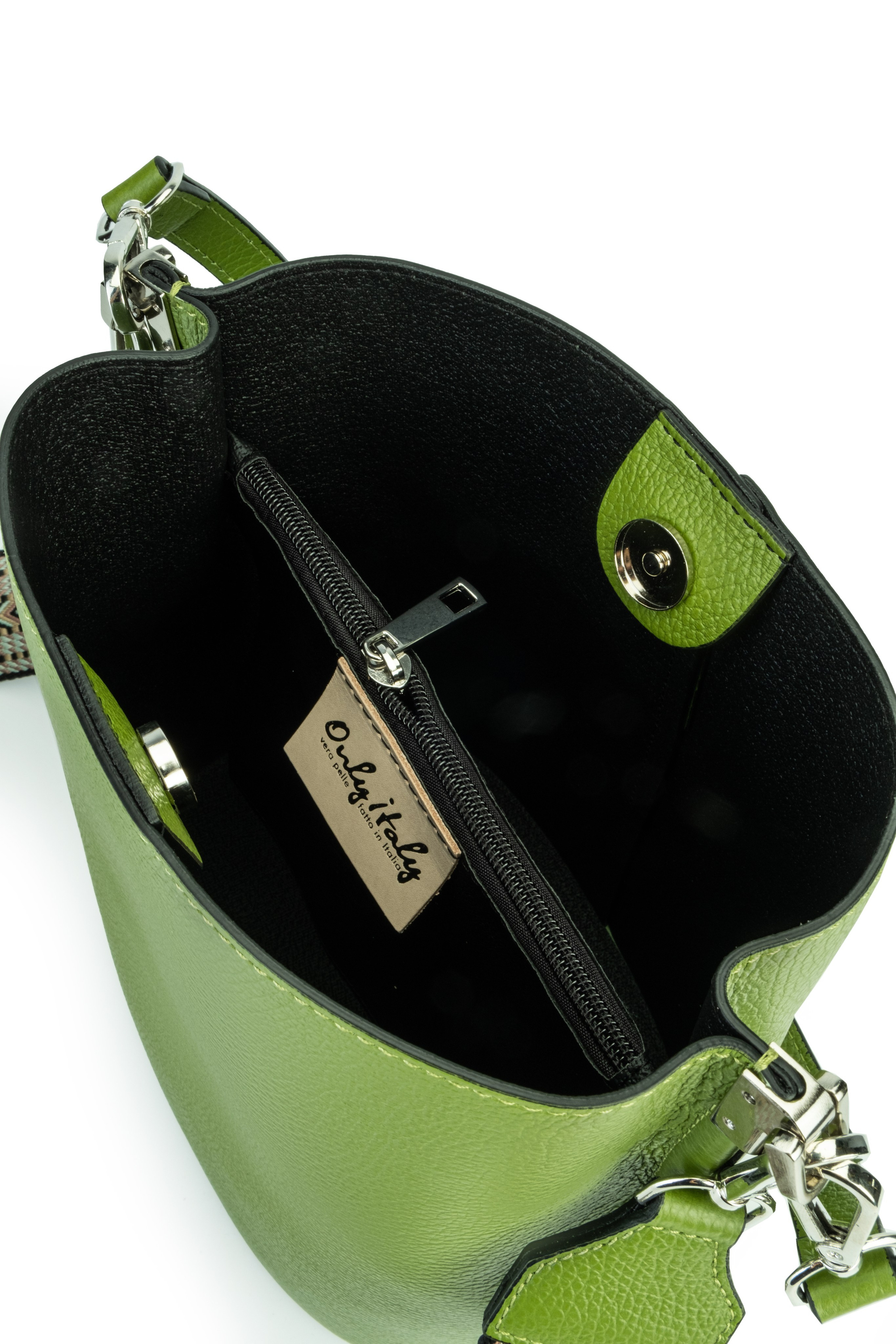 Предметная съёмка для маркетплейсов | Сумки. Предметный фотограф в Симферополе Антон Катунин