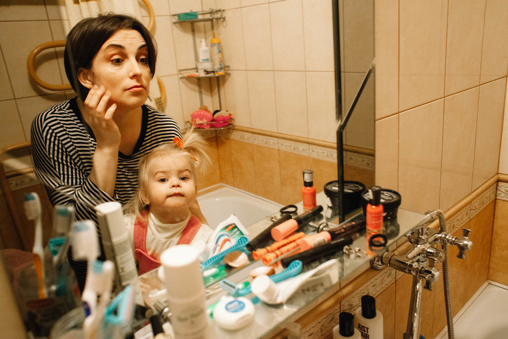 Семейная фотосессия в домашней обстановке. Семейный и свадебный фотограф в Майкопе Михаил Мартиросян