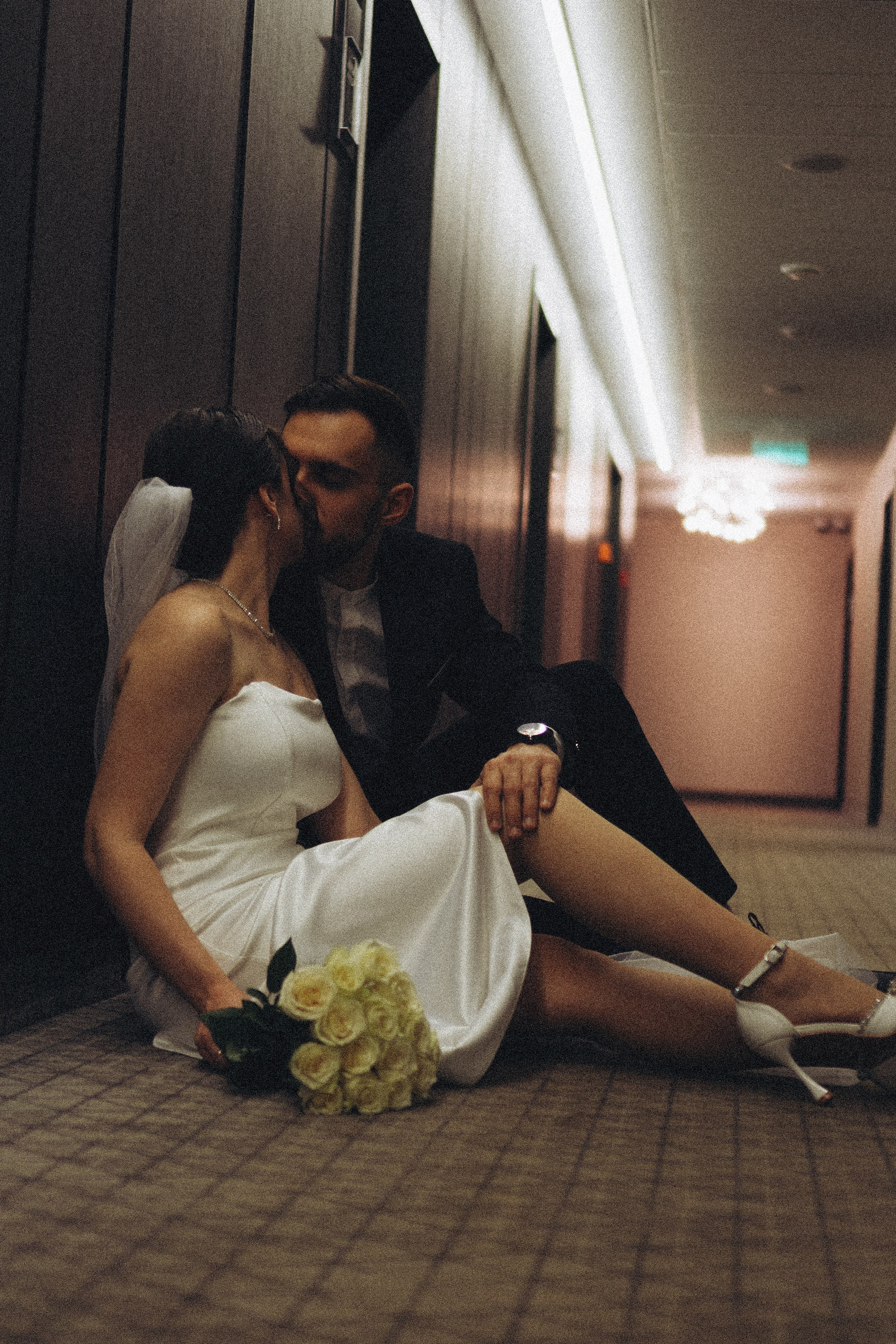 СВАДЕБНАЯ СЬЕМКА СБОРОВ ЖЕНИХА И НЕВЕСТЫ В ОТЕЛЕ И ТАКЖЕ ФОТОСЕССИИЯ В ОТЕЛЕЕ МЕГАПОЛИС БРЯНСК. Профессиональный фотограф, Санкт-Петербург — Виктория Богомолова