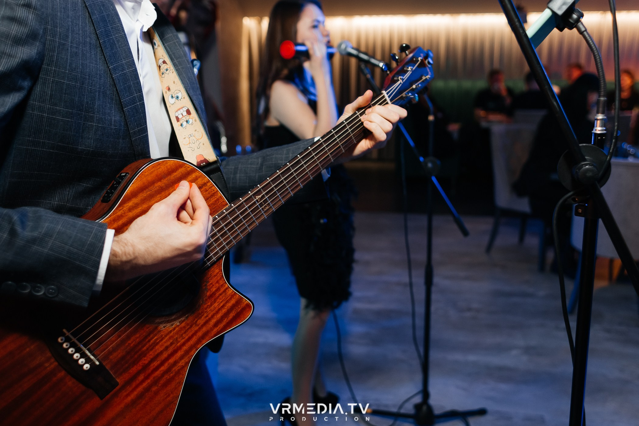 Открытие караоке-зала в «Империи»