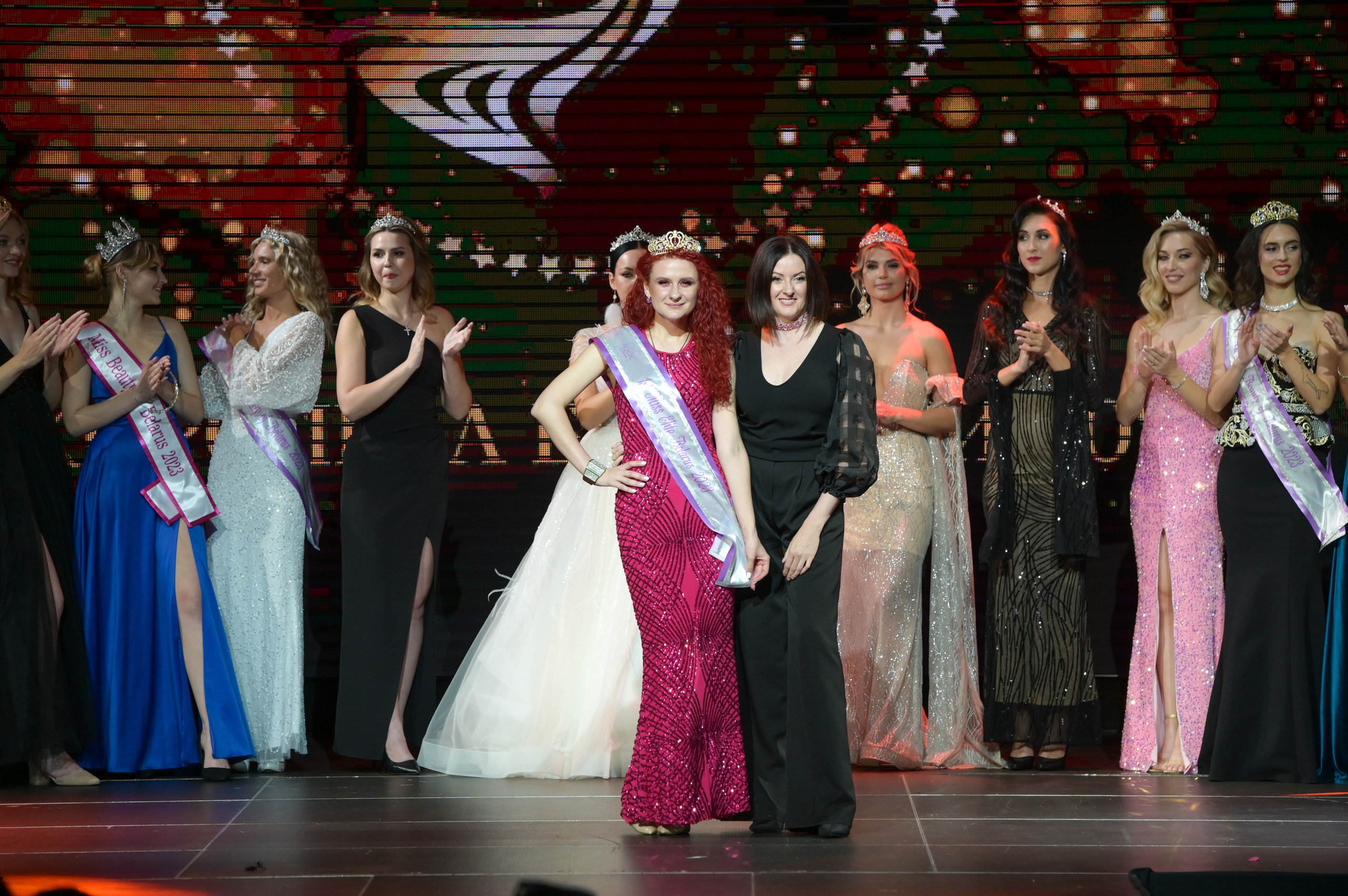 Фотографии с конкурса красоты. Фотоуслуги, услуги фотографа, фотографирование важных событий