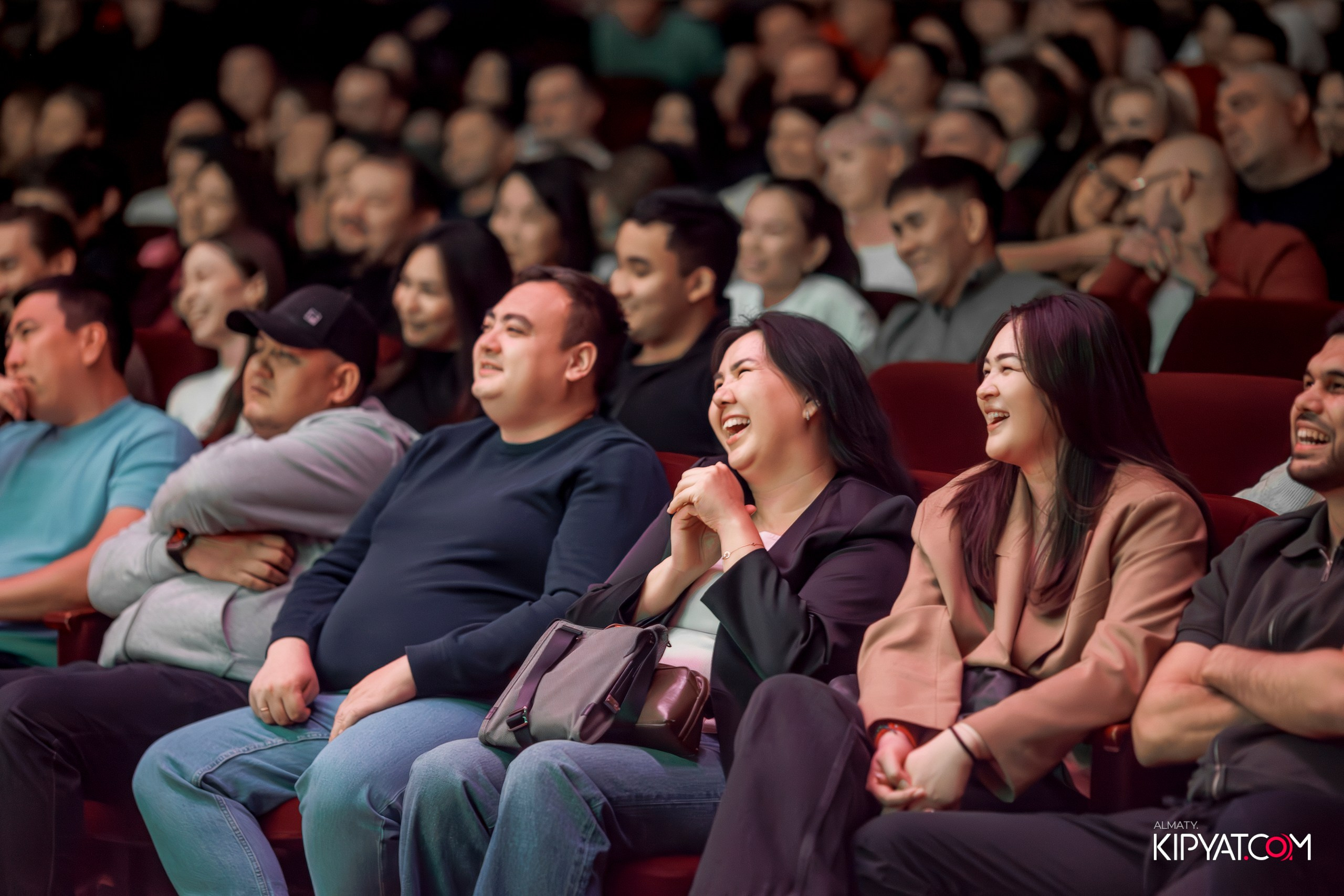 STAND UP КОНЦЕРТ АЛЕКСАНДА МЕРКУЛЬ. КИПЯТКОМ АЛМАТЫ! Фотосъемка мероприятий в Алматы