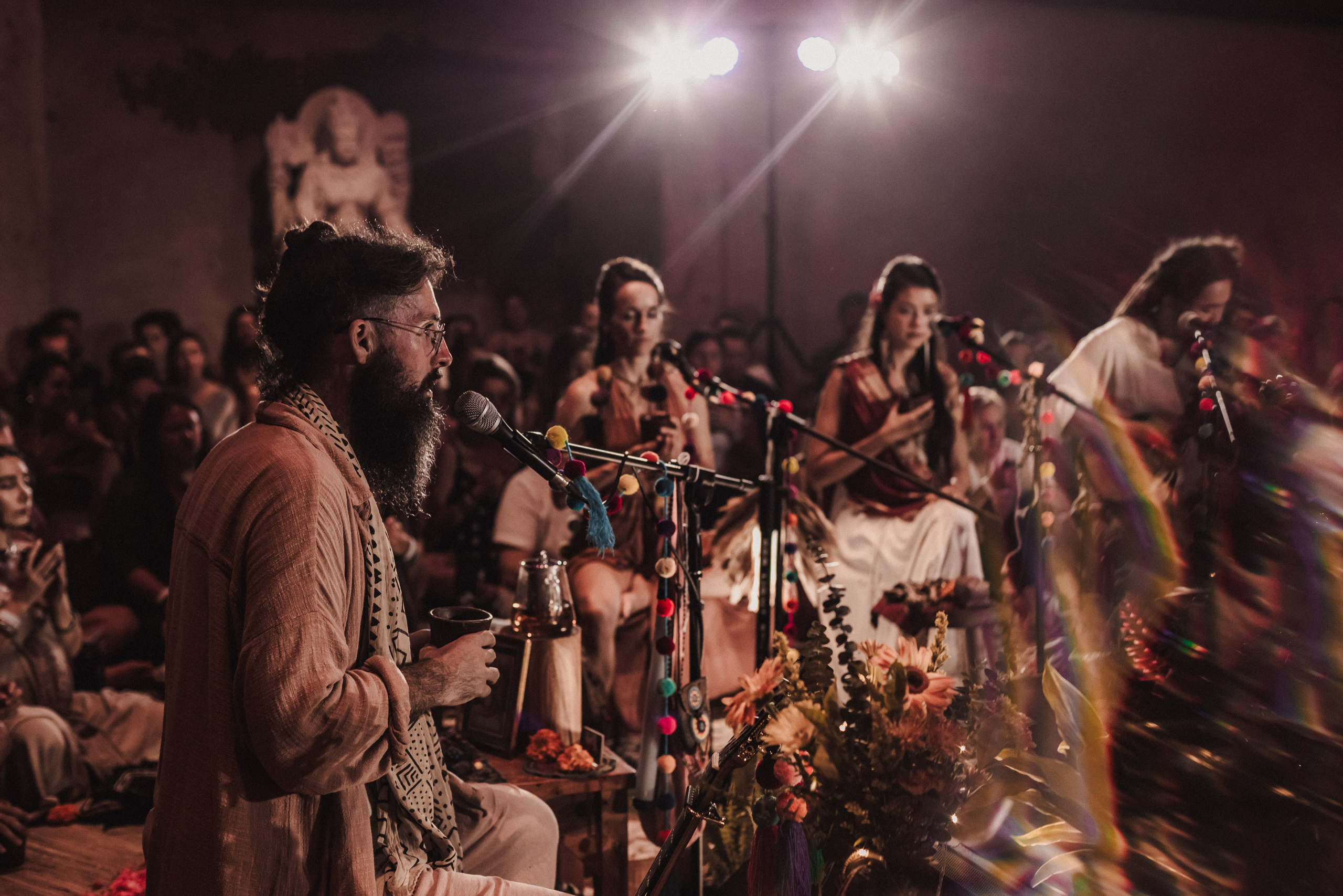Hanuman Project kirtan at Alchemy march. Mariam Bagdasaryan