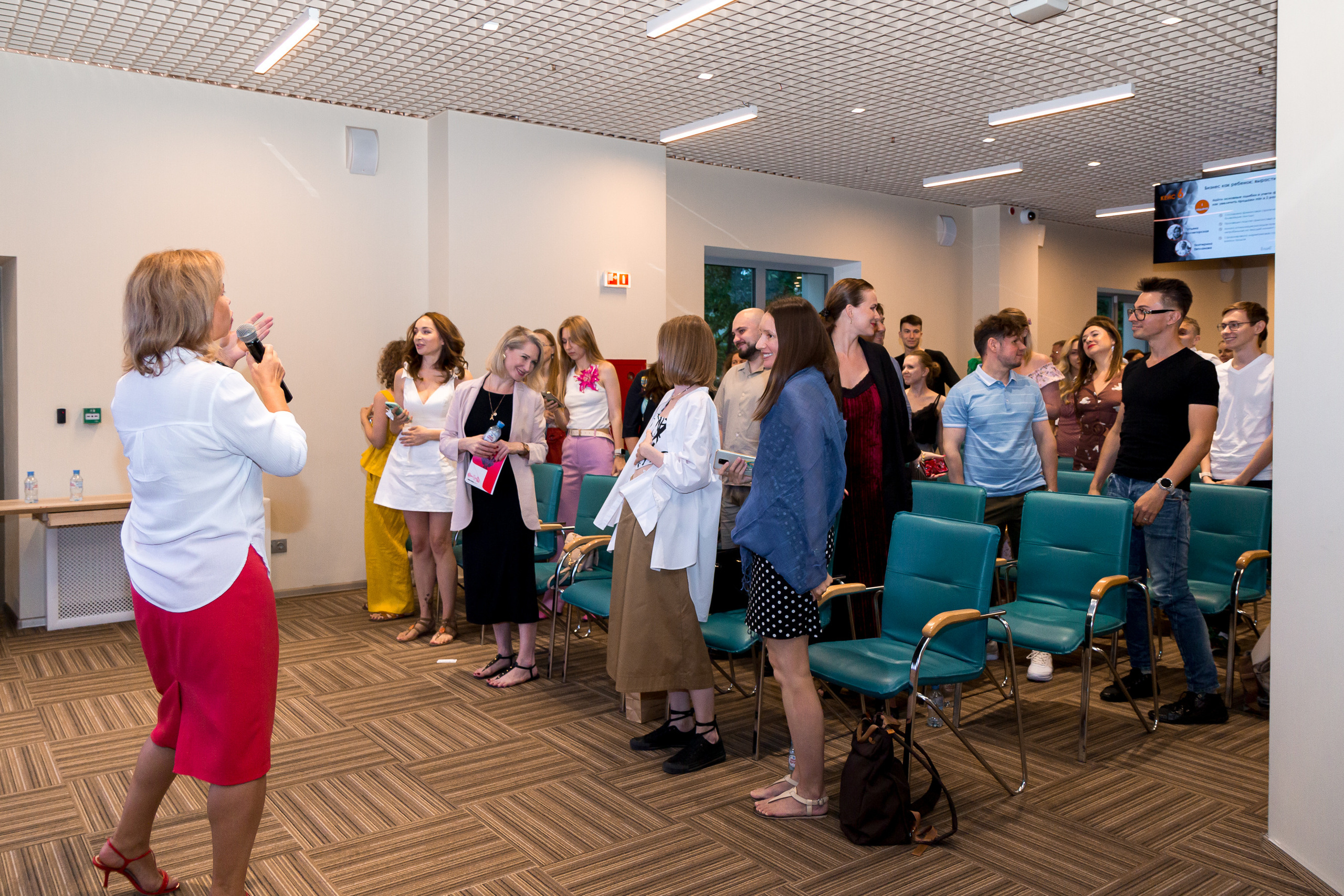 Подведение итогов наставничества клуба предпринимателей Cluster. Репортажный и портретный фотограф в Москве Саханцева Анна