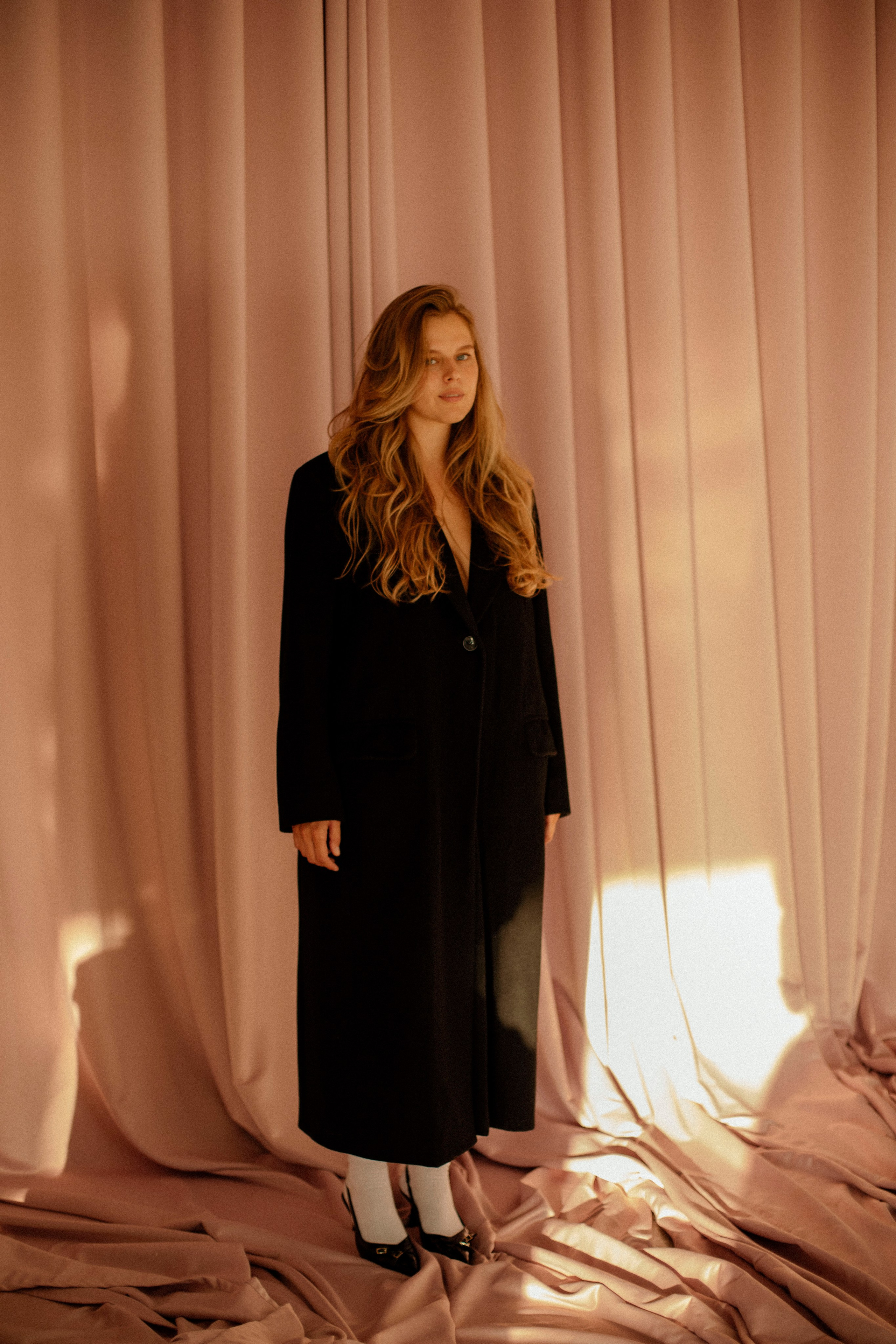 Anna // studio. Photographer Anastasia Kirnosenko