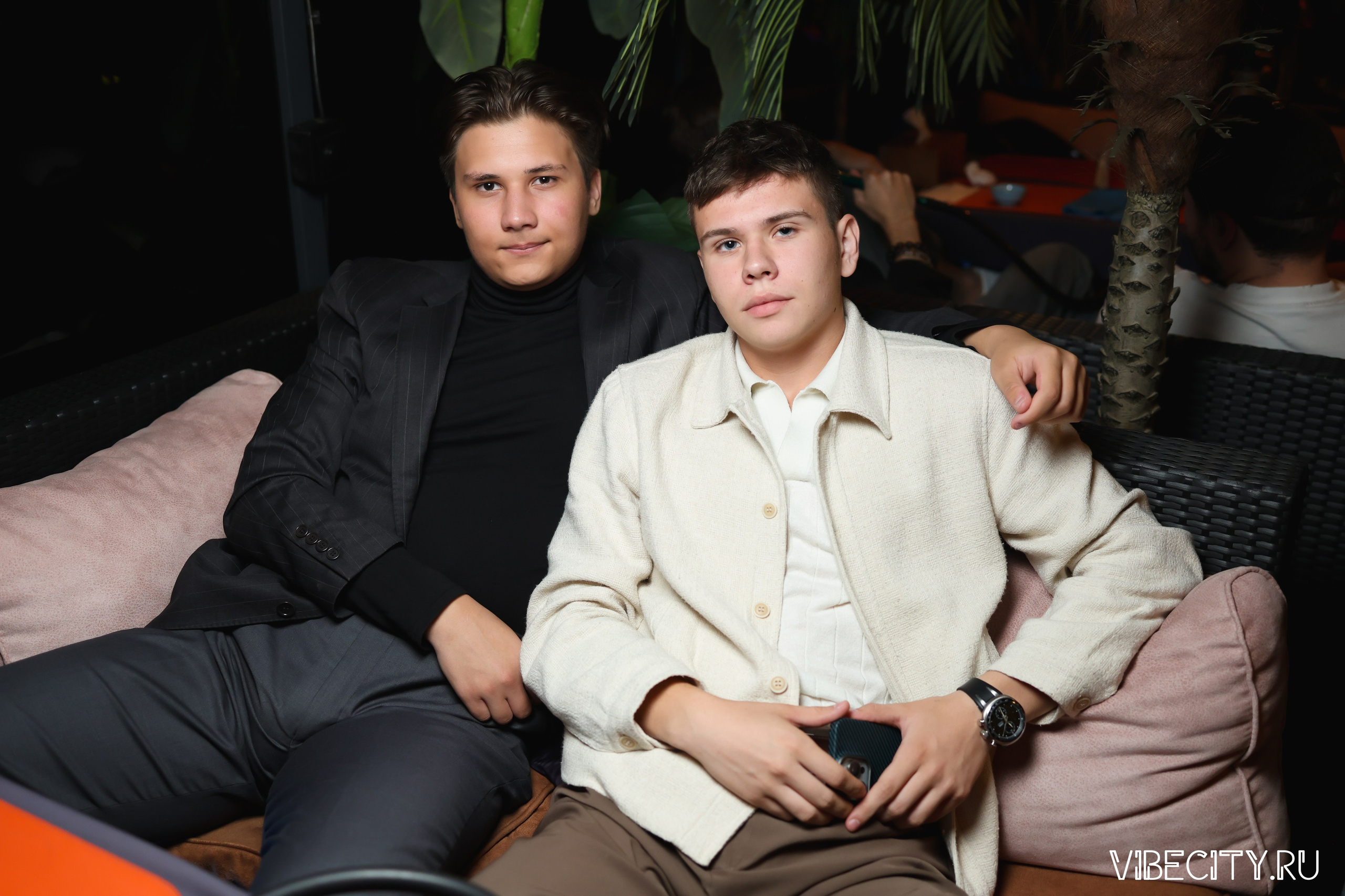 DOUBLE U. VIBECITY.RU Вайб Сити Ру Фоторепортажи Фотоотчеты Калининград