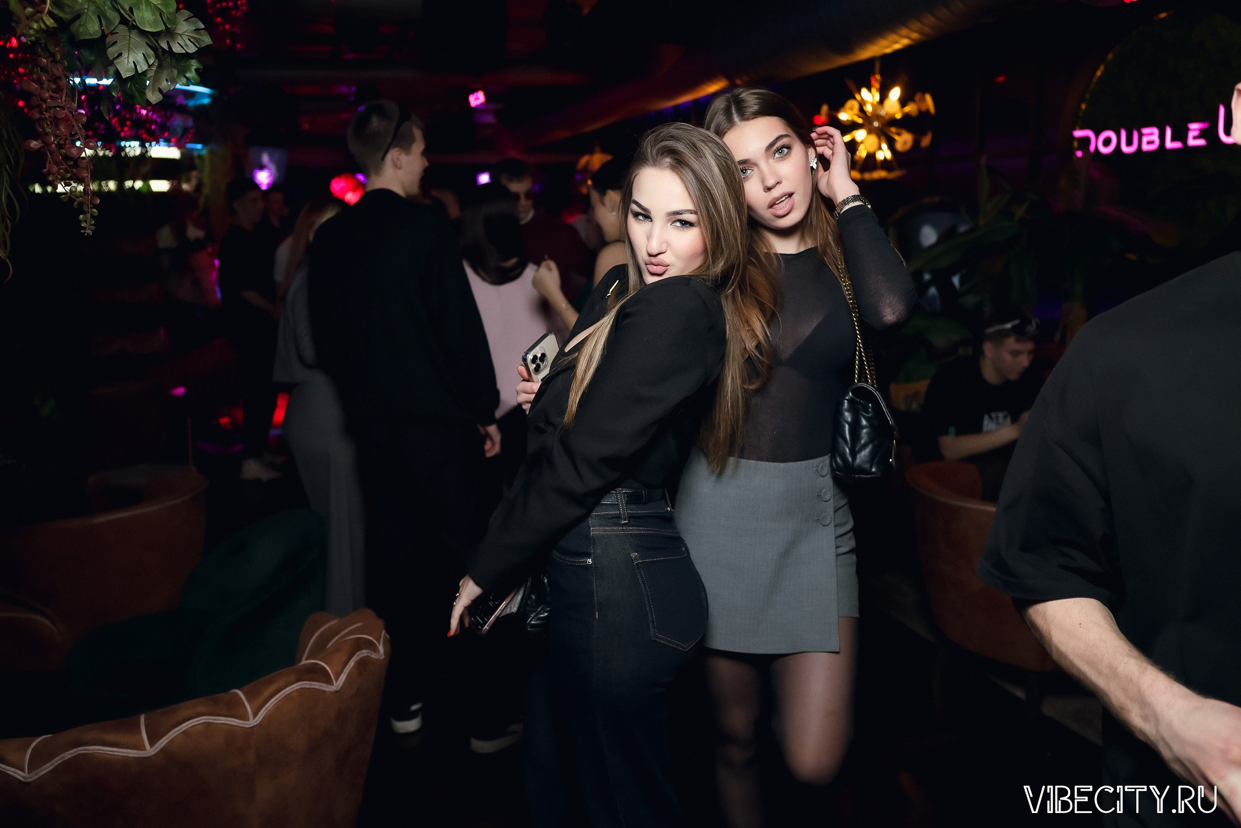 DOUBLE U. VIBECITY.RU Вайб Сити Ру Фоторепортажи Фотоотчеты Калининград