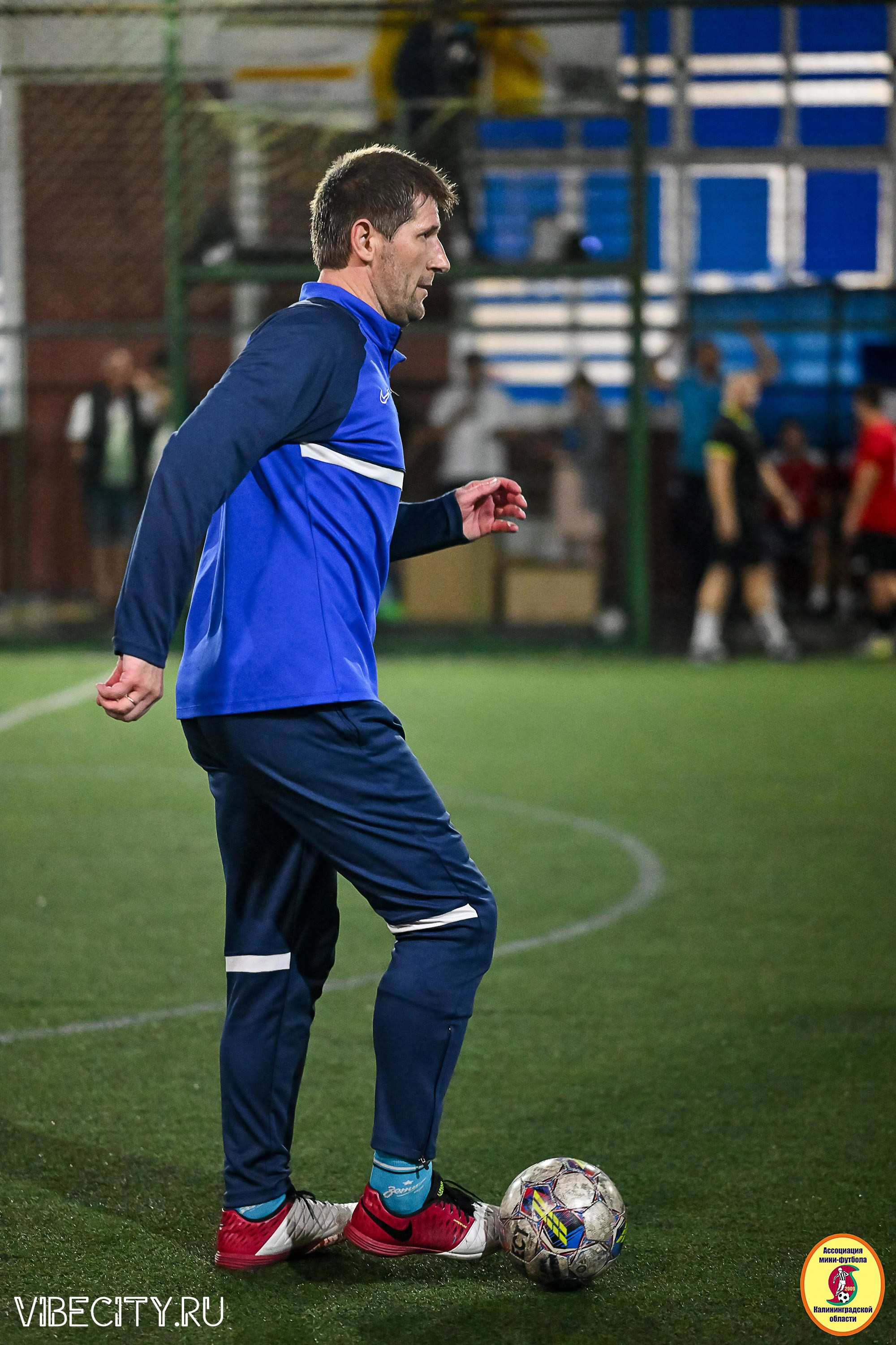 ФИНАЛЬНЫЕ ИГРЫ КУБКА МИНИ-ФУТБОЛЬНОЙ ЛИГИ И КУБКА КОРПОРАТИВНОЙ МФЛ 2025. VIBECITY.RU Вайб Сити Ру Фоторепортажи Фотоотчеты Калининград