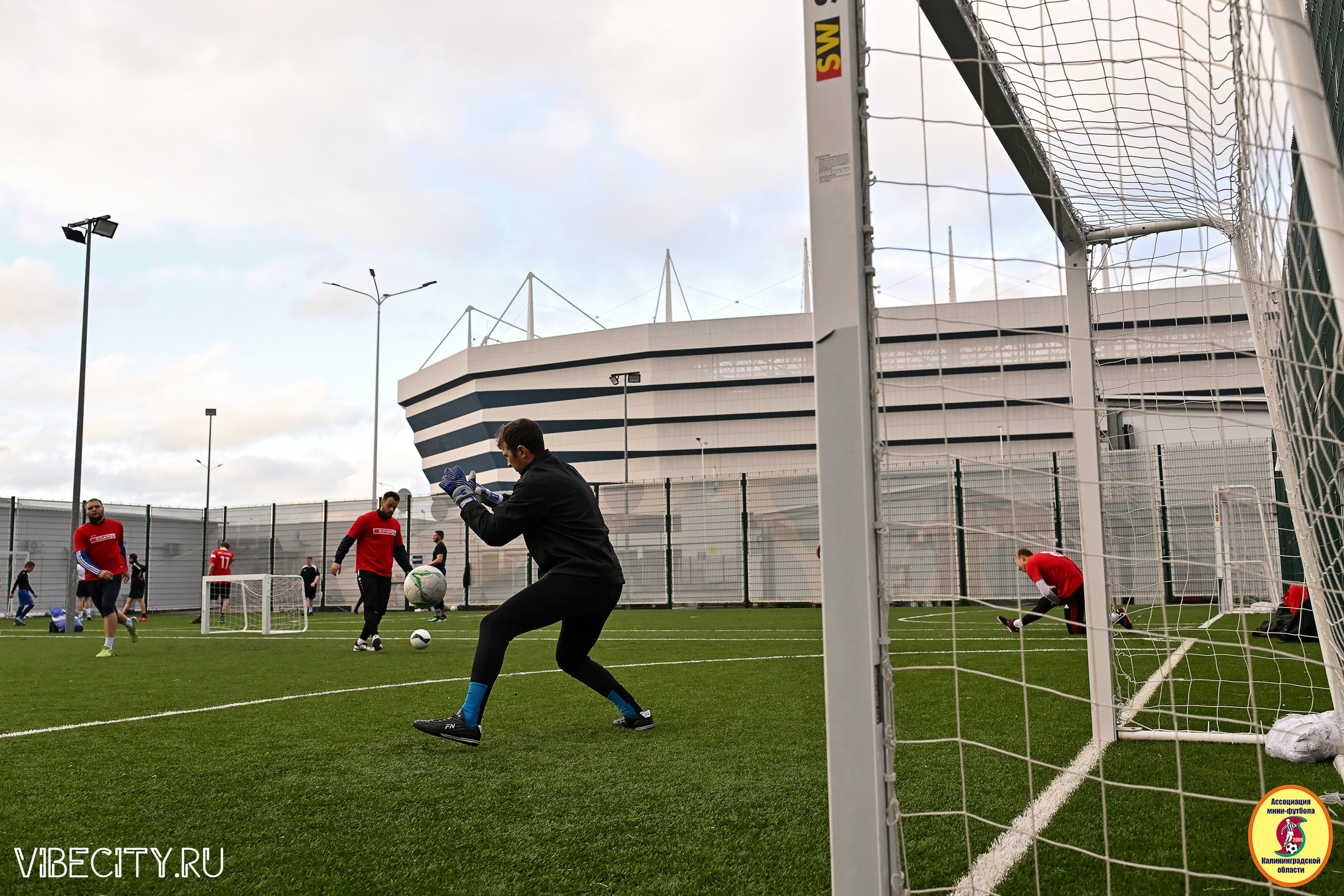ИГРЫ МИНИ-ФУТБОЛЬНОЙ ЛИГИ. VIBECITY.RU Вайб Сити Ру Фоторепортажи Фотоотчеты Калининград