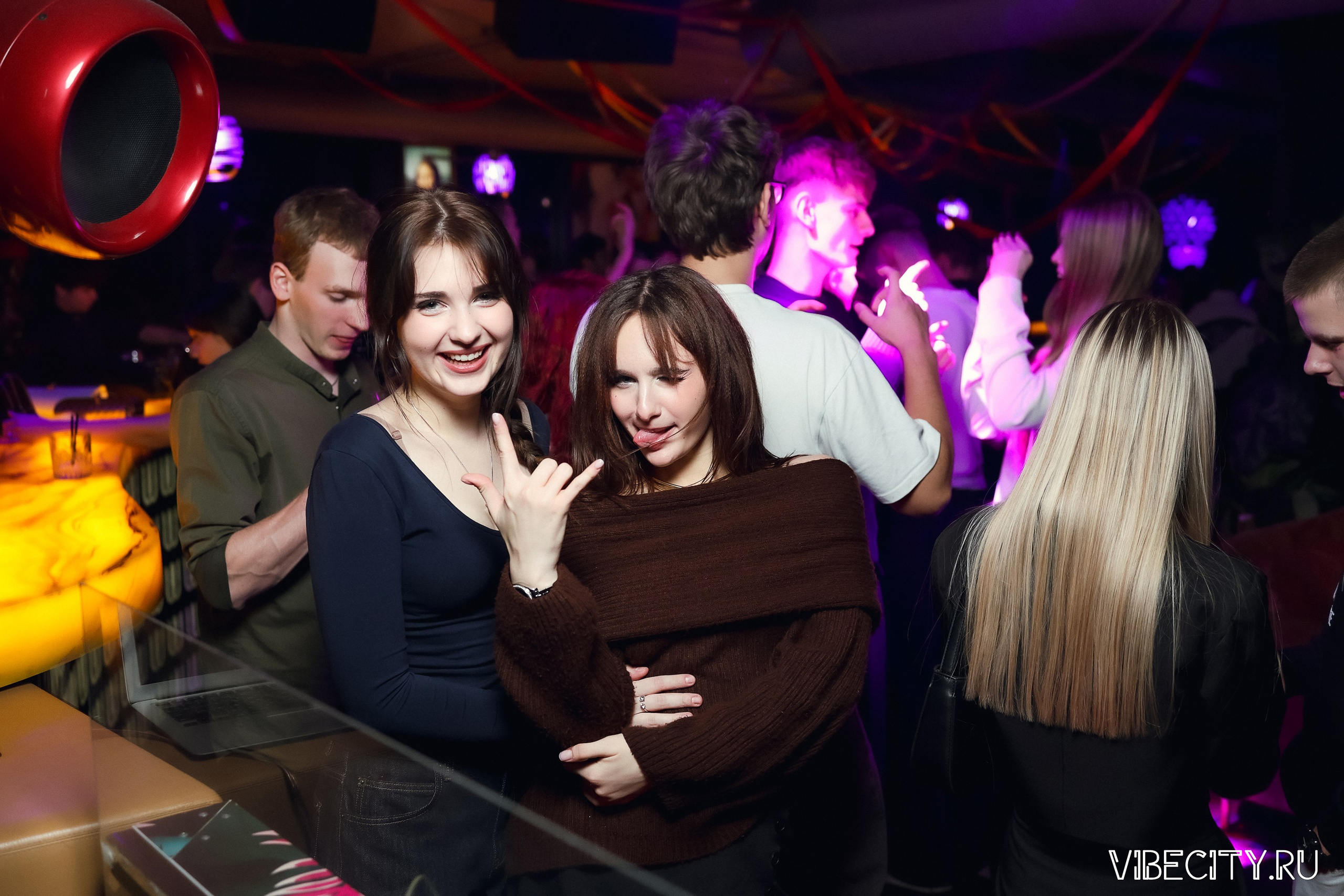 DOUBLE U. VIBECITY.RU Вайб Сити Ру Фоторепортажи Фотоотчеты Калининград