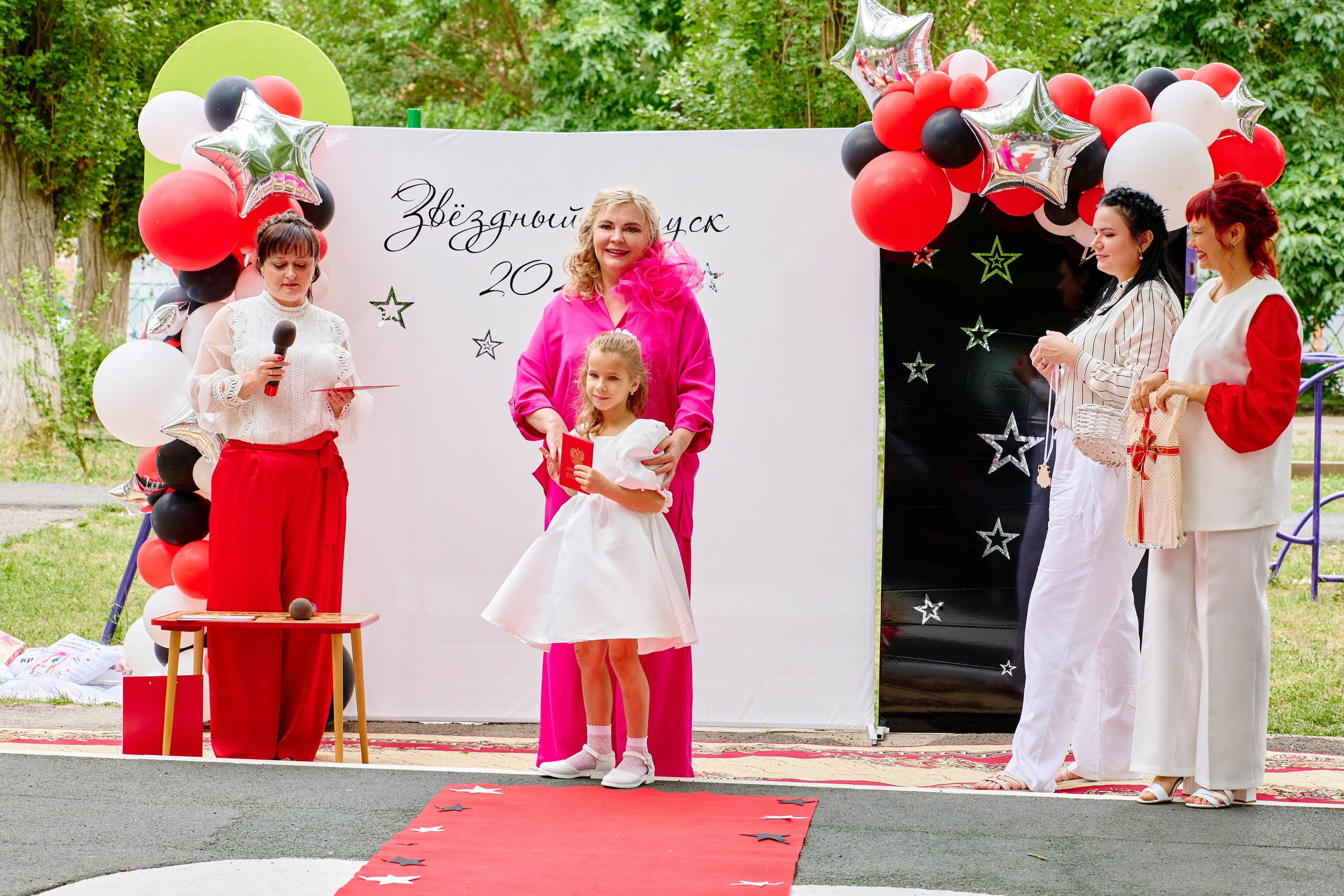 Выпускной 45 сад. Фотограф Выпускные альбомы Таганрог Сергей Коробченко