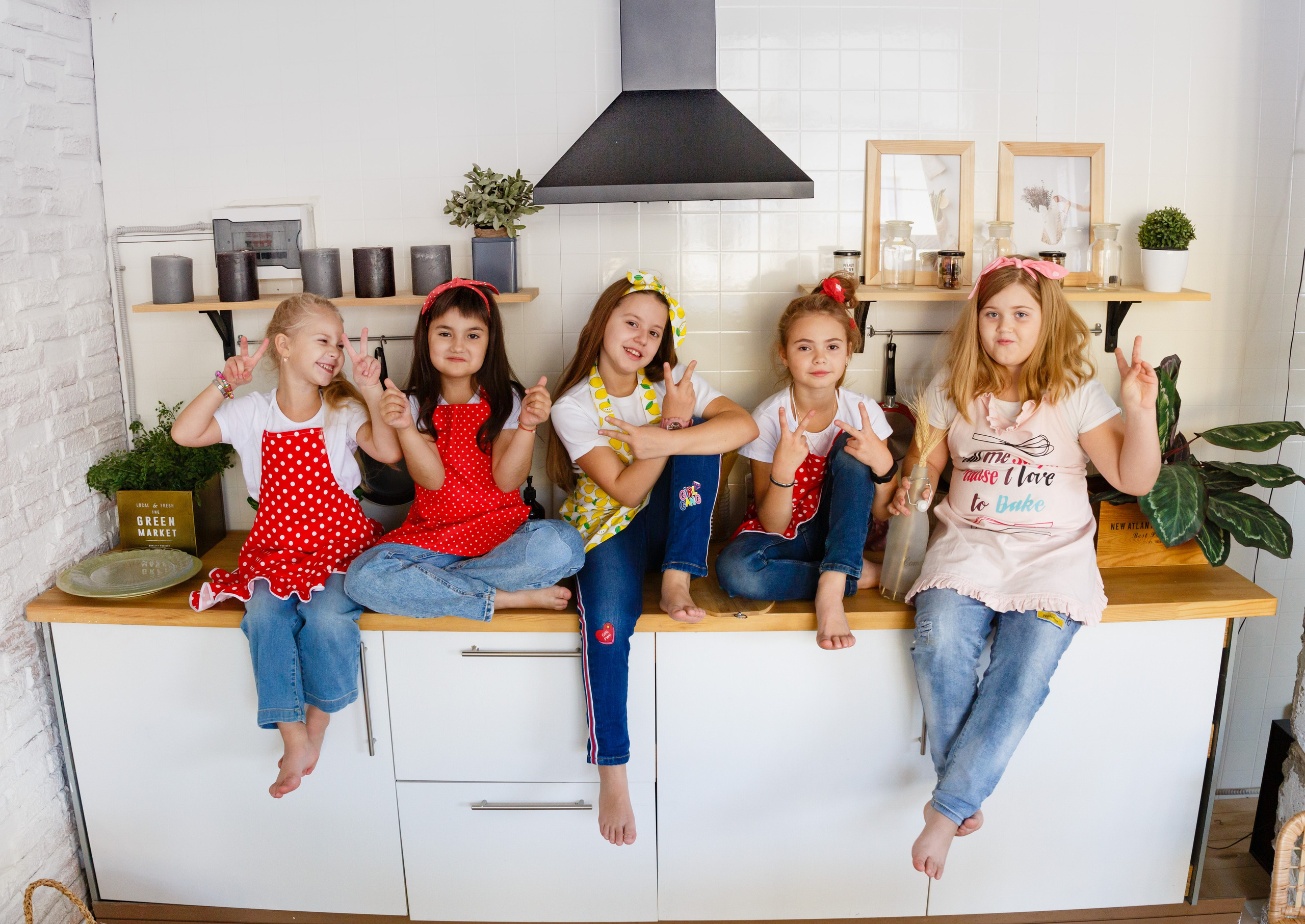 ВЕСЕЛЫЕ ПОВАРЯТА. Выпускные альбомы Красноярск