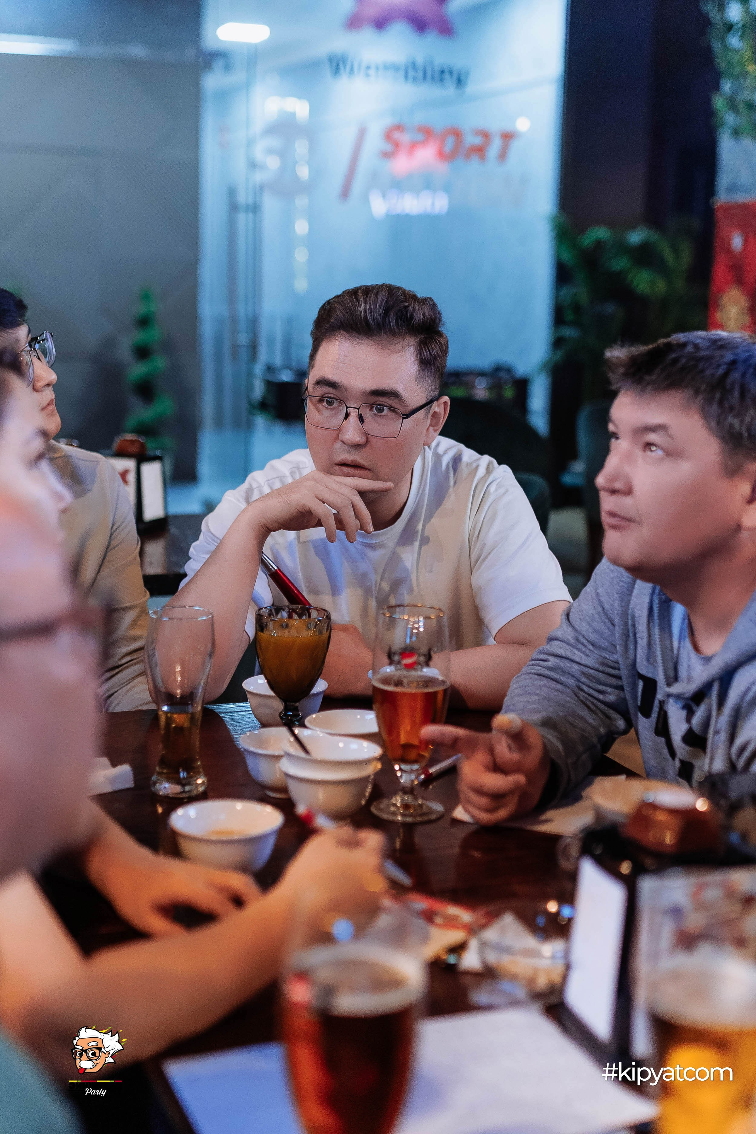 Эйнштейн Party