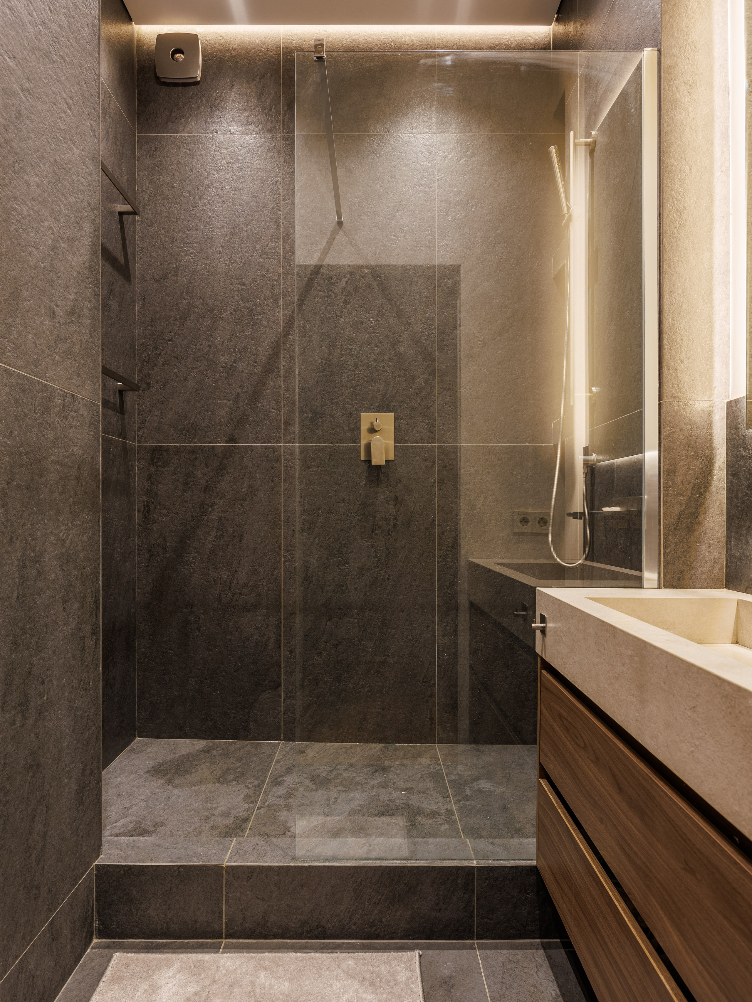 Фотосъёмка квартиры с дизайнерским ремонтом