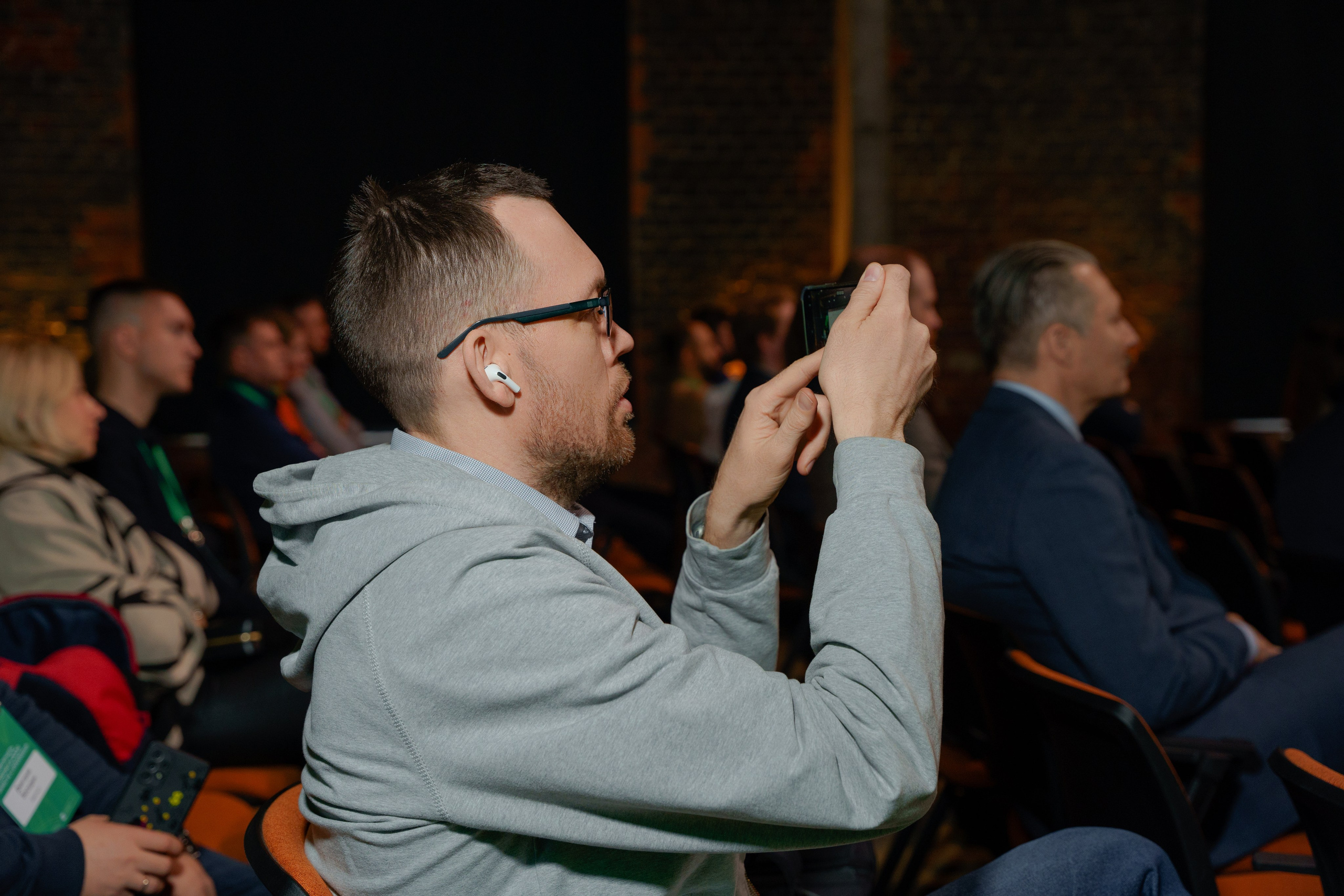 Репортажный фотограф на бизнес конференцию в Кибердом. Репортажный фотограф Москва Сергей Дружинин