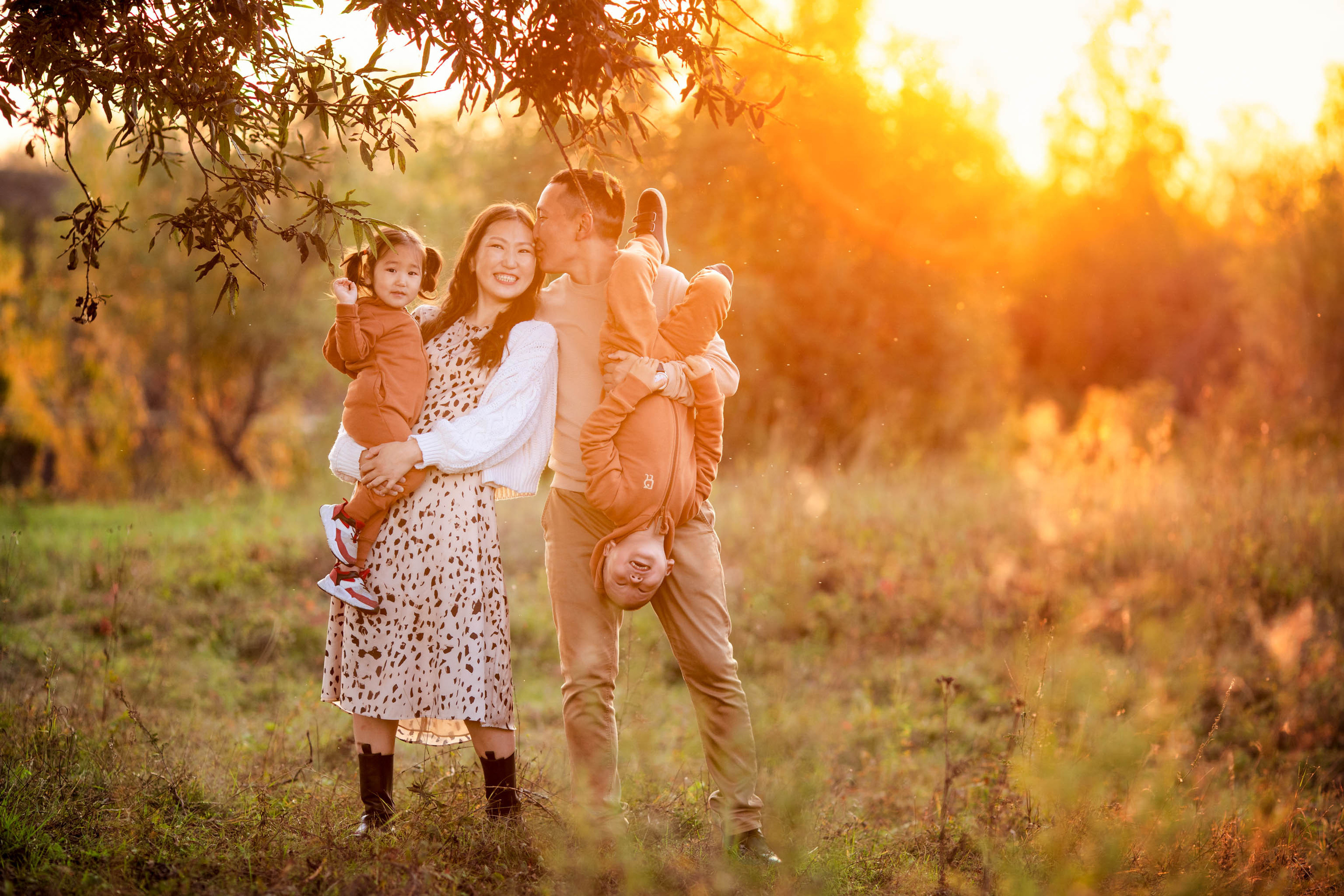 Уличные фотосессии. Семейный и детский фотограф в Якутске Анастасия Рыжикова