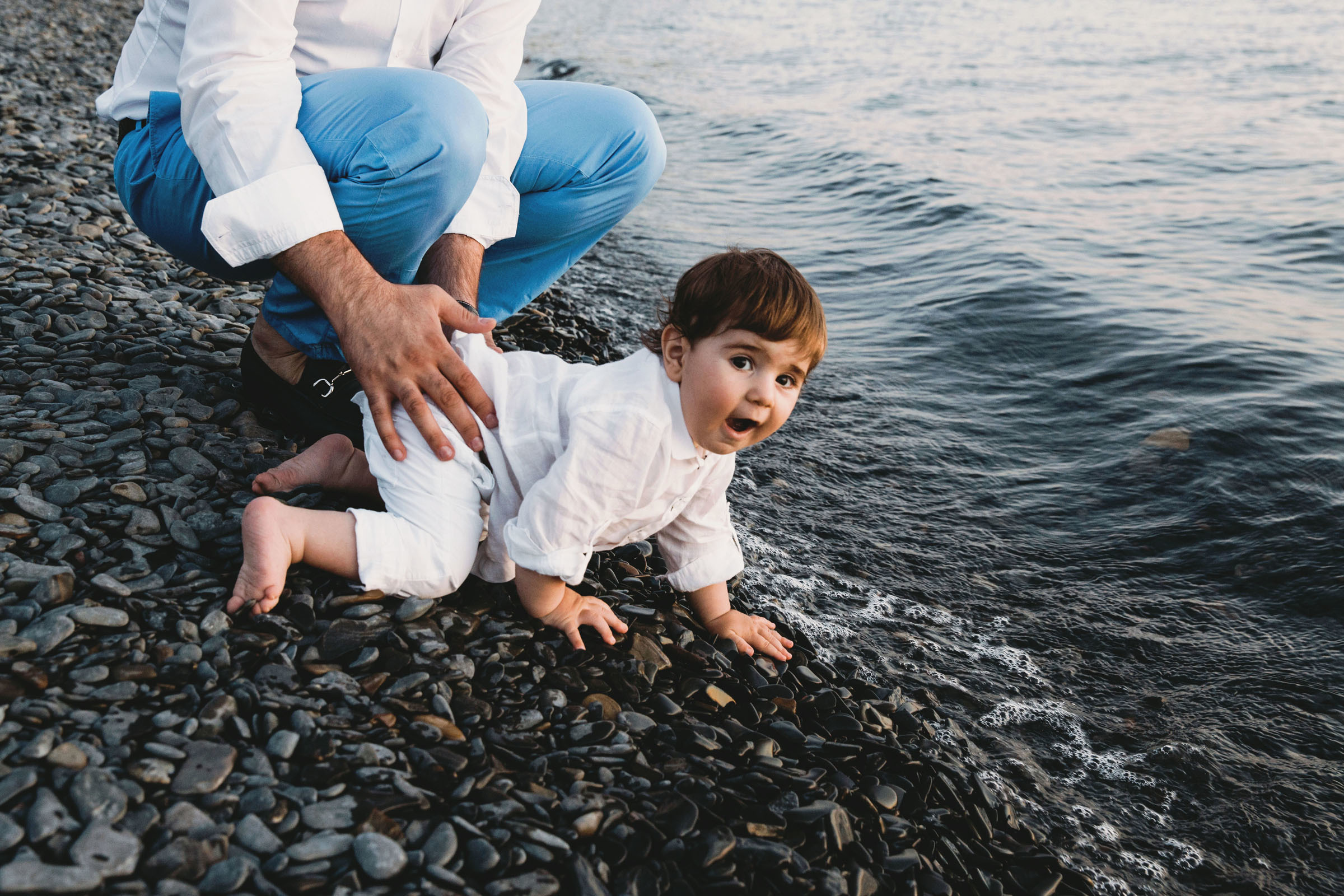 Звук бегущих ног // Карен_Рузанна_Давид_Арам. Фотограф Алутера Ирина
