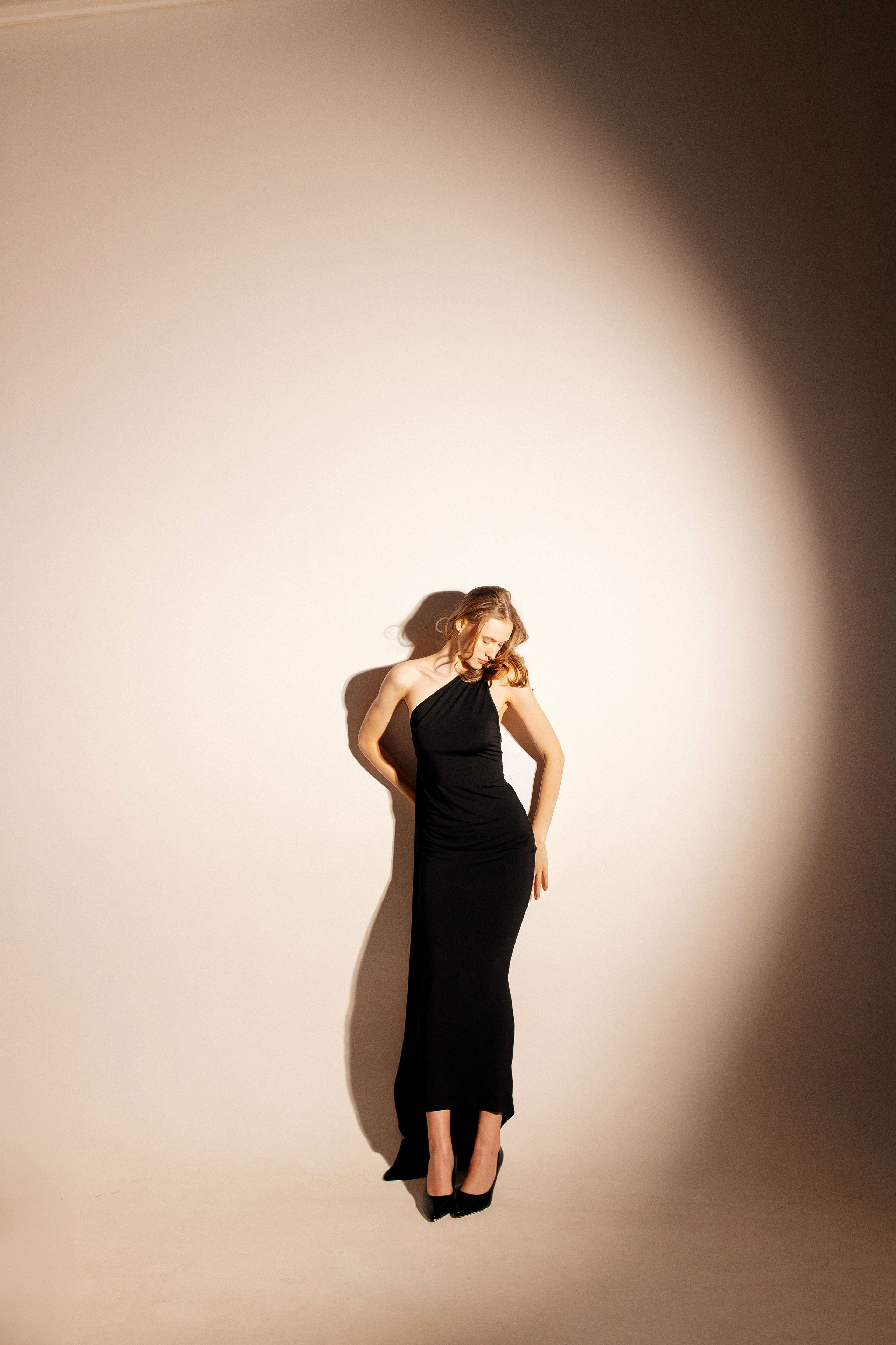 Индивидуальная фотосъемка в фотостудии Нижнего Новгорода. Свадебный фотограф и фотограф Love-Store в Нижнем Новгороде Анастасия