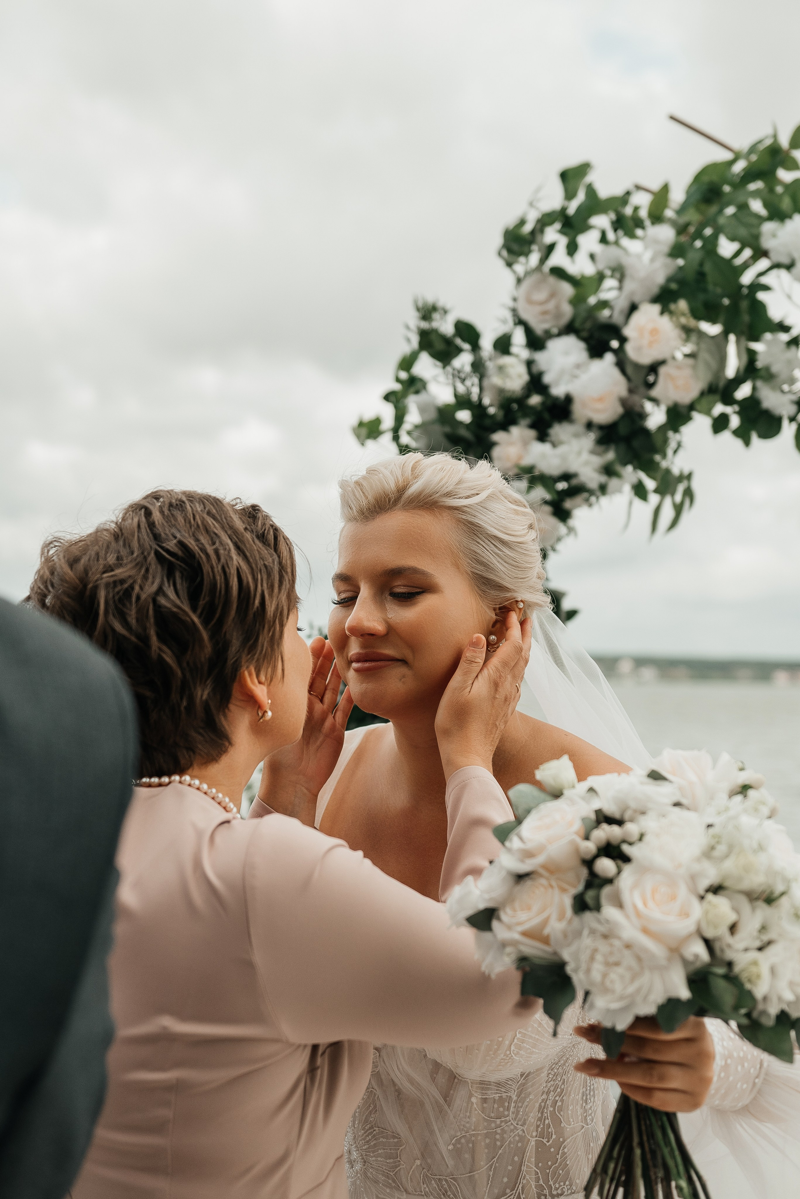 Свадебный фотограф в Екатеринбурге. Свадебная фотосъемка. Свадебный фотограф в Екатеринбурге