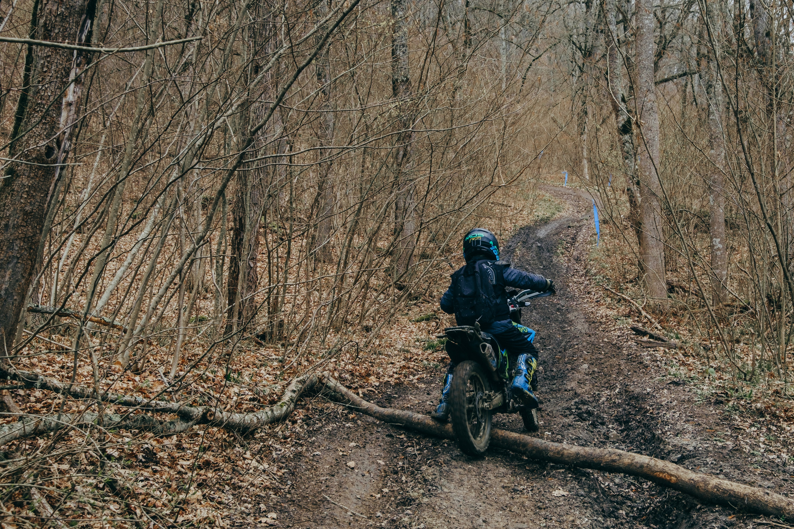 Съемка для Sharmax Moto в Горячем Ключе. Свадебный фотограф Денис Ожигин в Краснодаре и крае. Эмоциональная и стильная съемка вашего дня