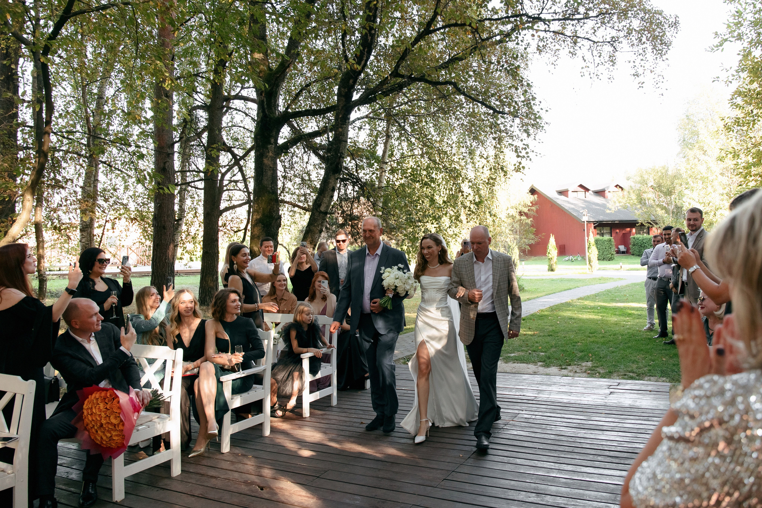 Золотая осень Андрея и Дарьи в Art Village Club. Свадебный фотограф Москва