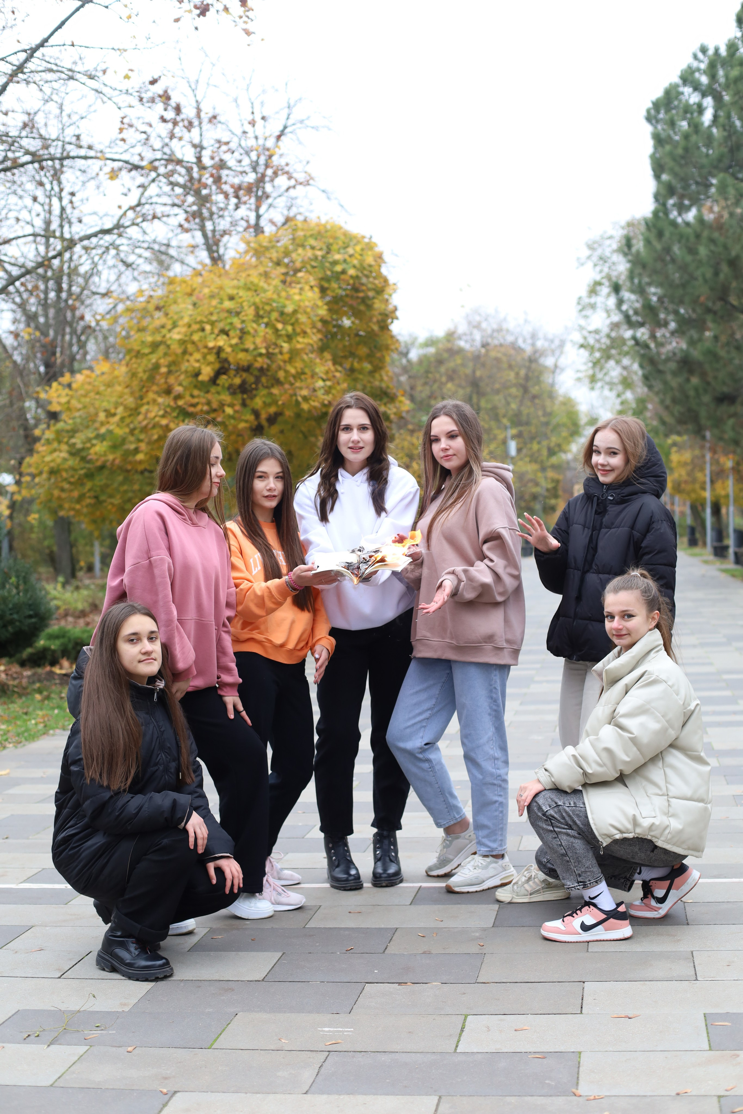 ФОТОСЕССИЯ ДЛЯ ВЫПУСКНИКОВ 35 ШКОЛЫ Г. ТАГАНРОГА. Выпускные альбомы в Таганроге и Ростовской Области