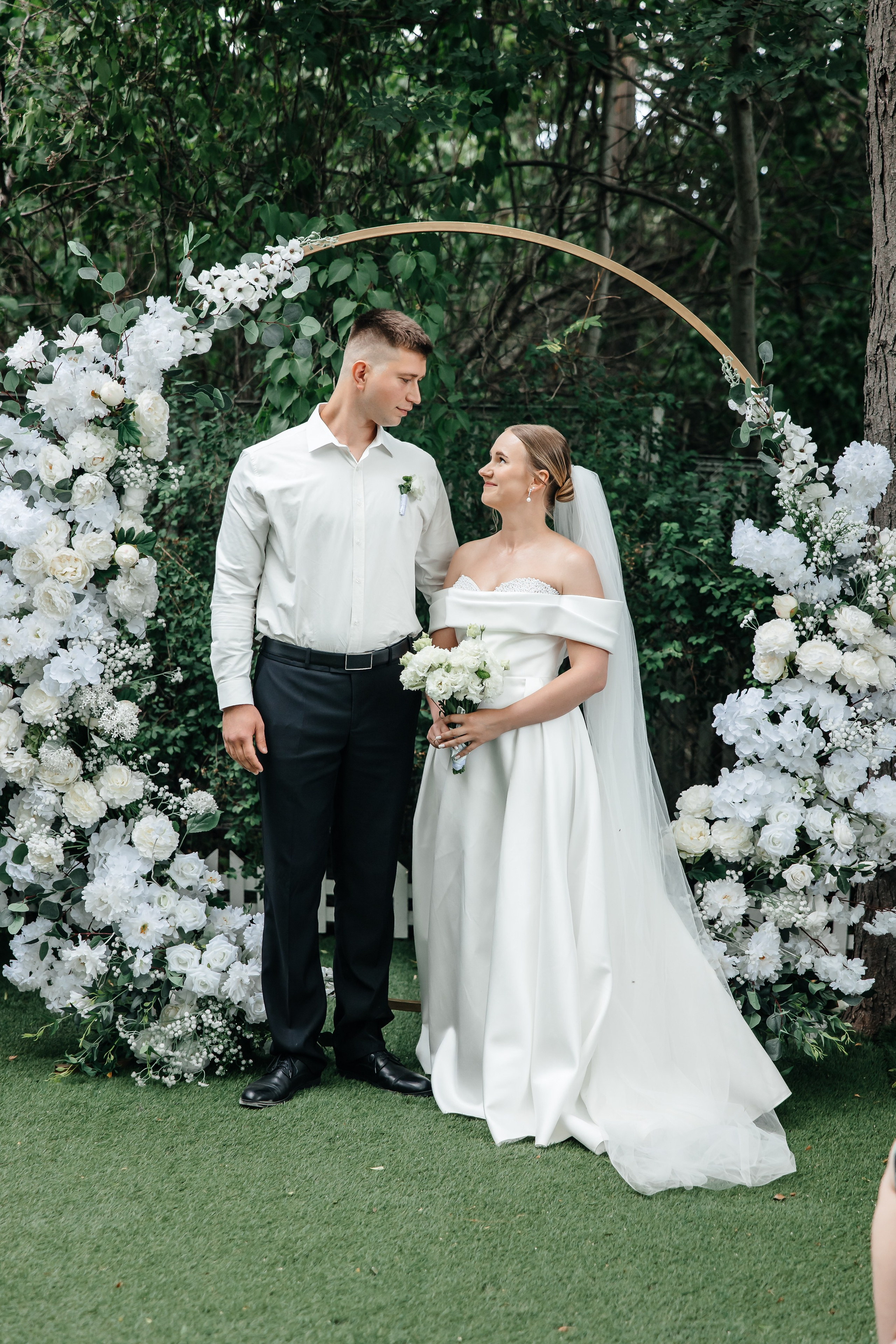 Анонс свадьбы Юлии и Игоря. Городская лавстори в Севастополе. Свадебный фотограф в Крыму и Севастополе Ольга Баскакова