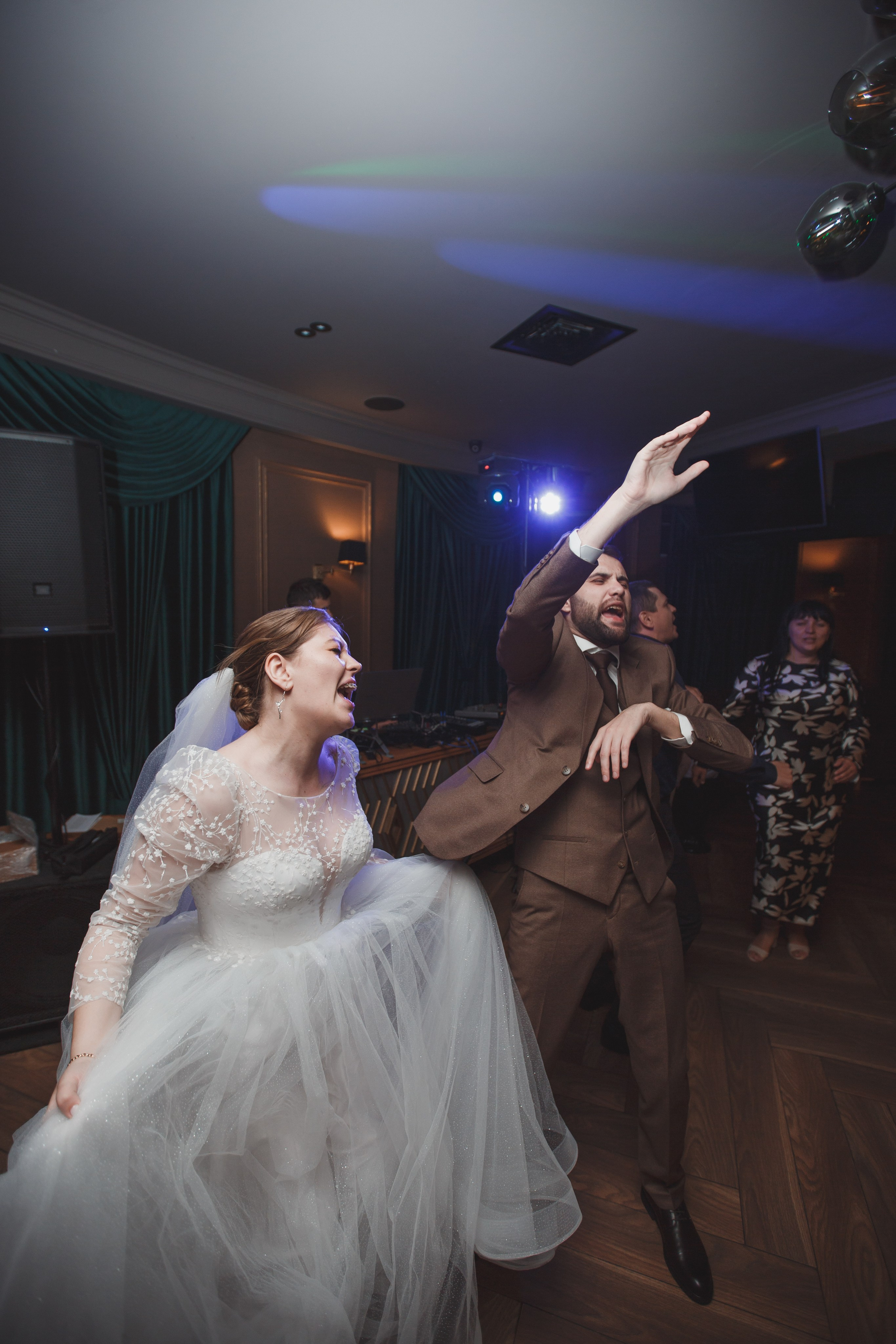 Свадебная фотосъёмка в Белгороде. Свадебный и контент фотограф в Белгороде Ярослав Гаврилейченко