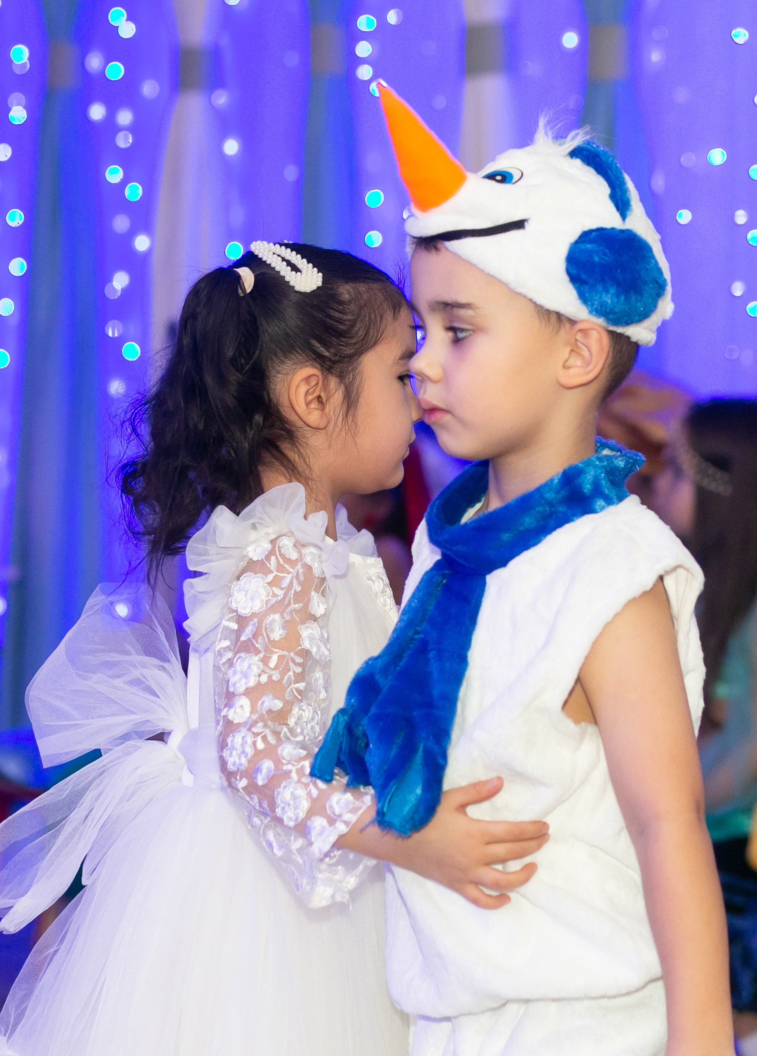 Выпускные и Утренники. Фотограф новорожденных и семейный фотограф НСО г. Бердск Марина Львова