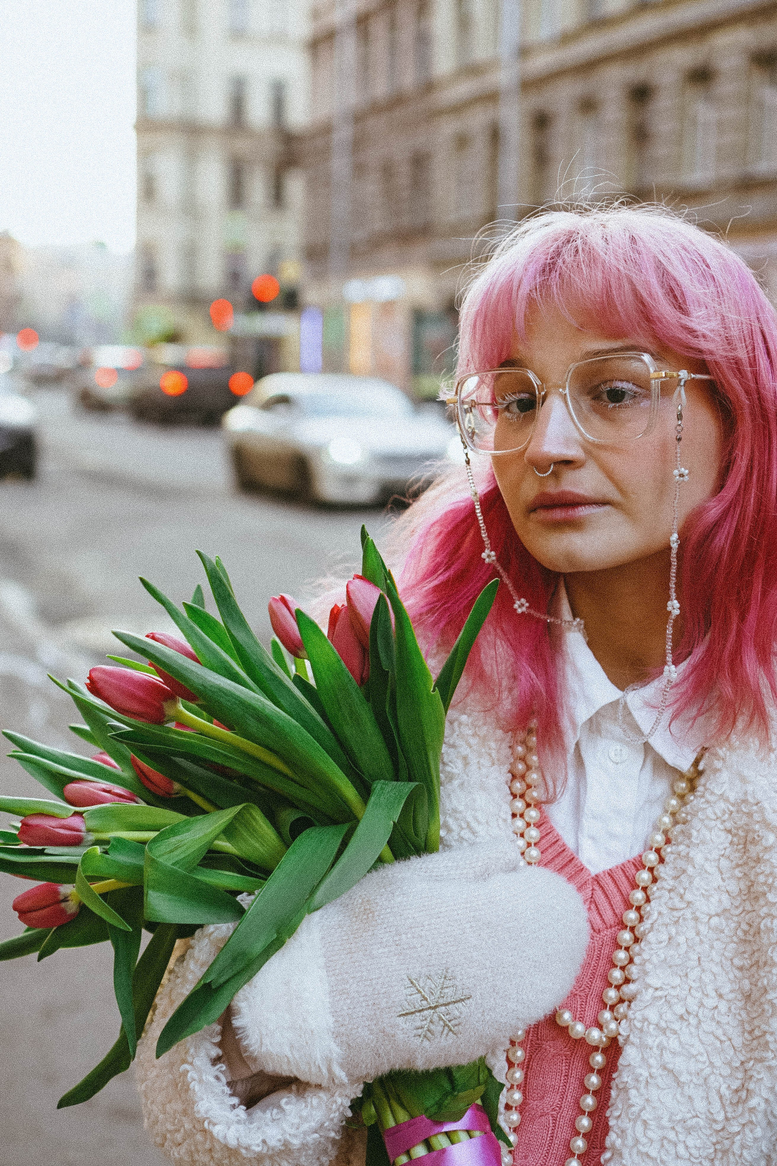 Прогулочная фотосессия с тюльпанами. Профессиональный фотограф, Санкт-Петербург — Виктория Богомолова