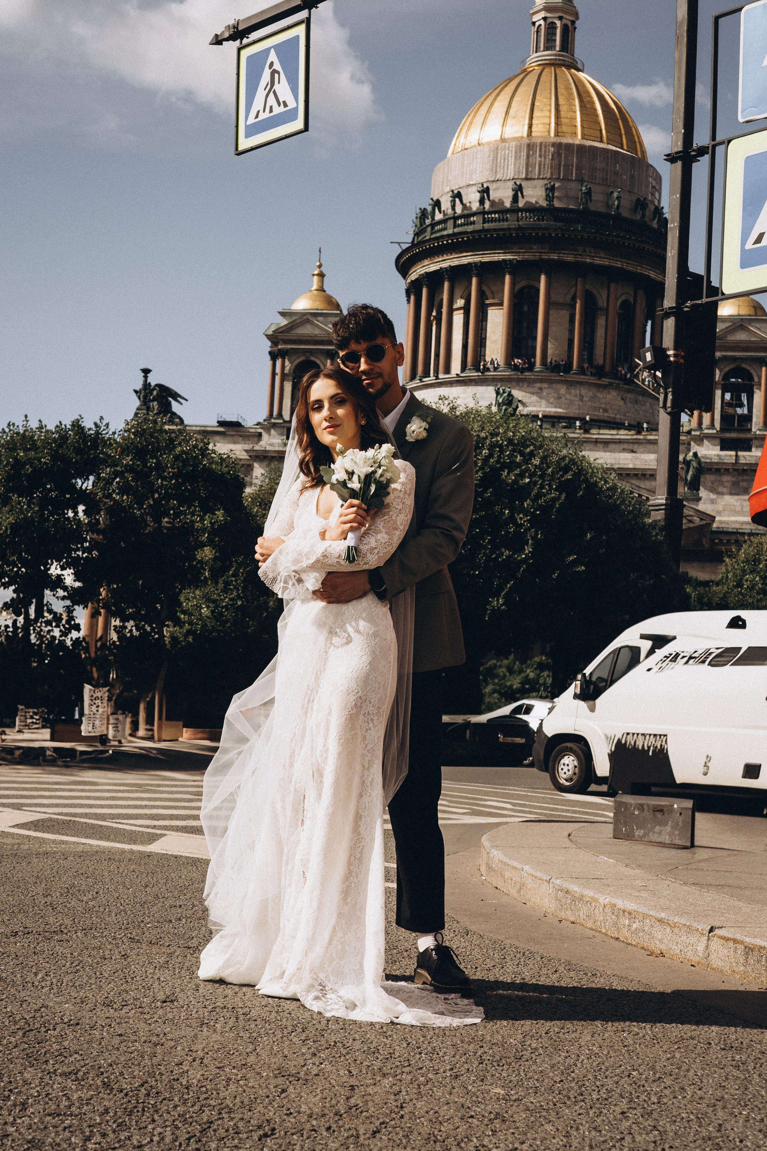 СВАДЕБНАЯ ПРОГУЛКА ВОЗЕ ИСАИКЕВСКОГО СОБОРА АСТОРИИ И ЗАКОНОДАЛЕТНОГО СОБРАНИЯ. Профессиональный фотограф, Санкт-Петербург — Виктория Богомолова