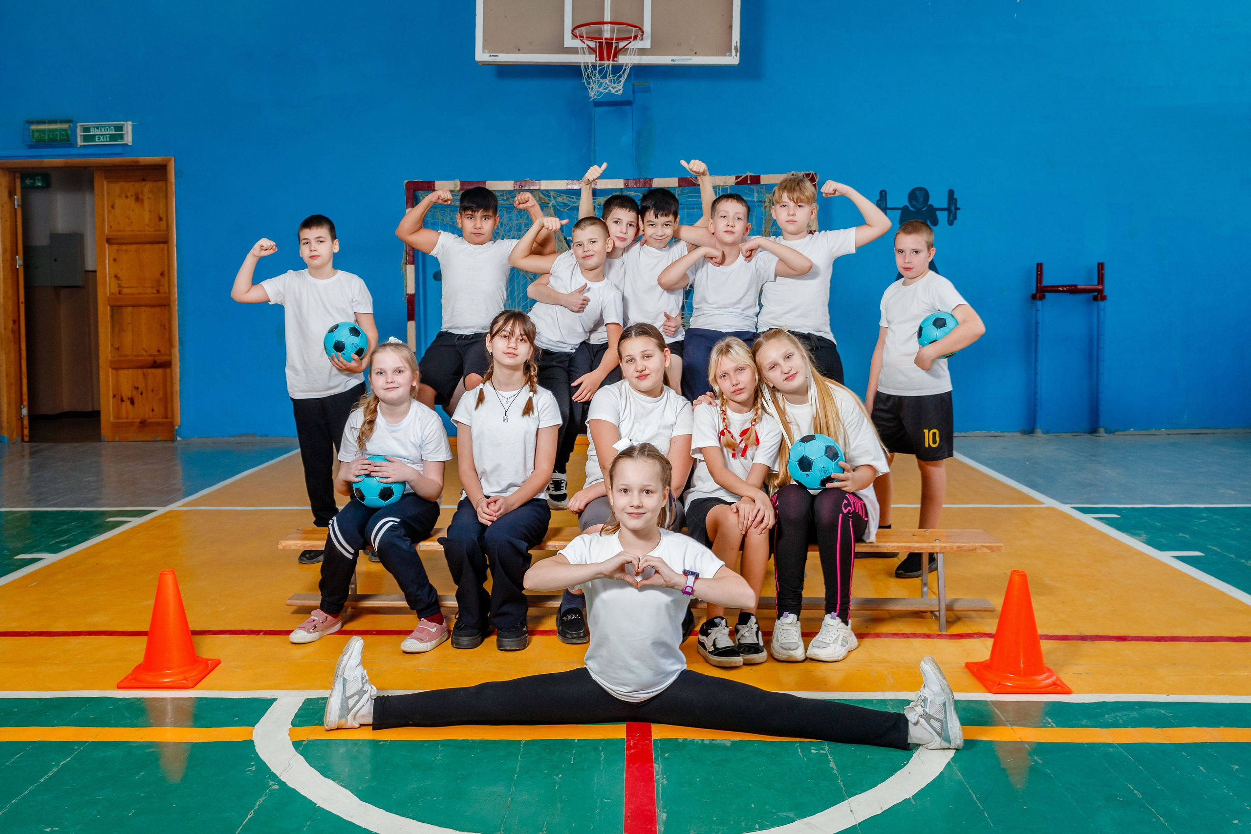 ФИЗКУЛЬТУРА. Марина Ушакова. Фотограф. Выпускные альбомы. г. Краснодар