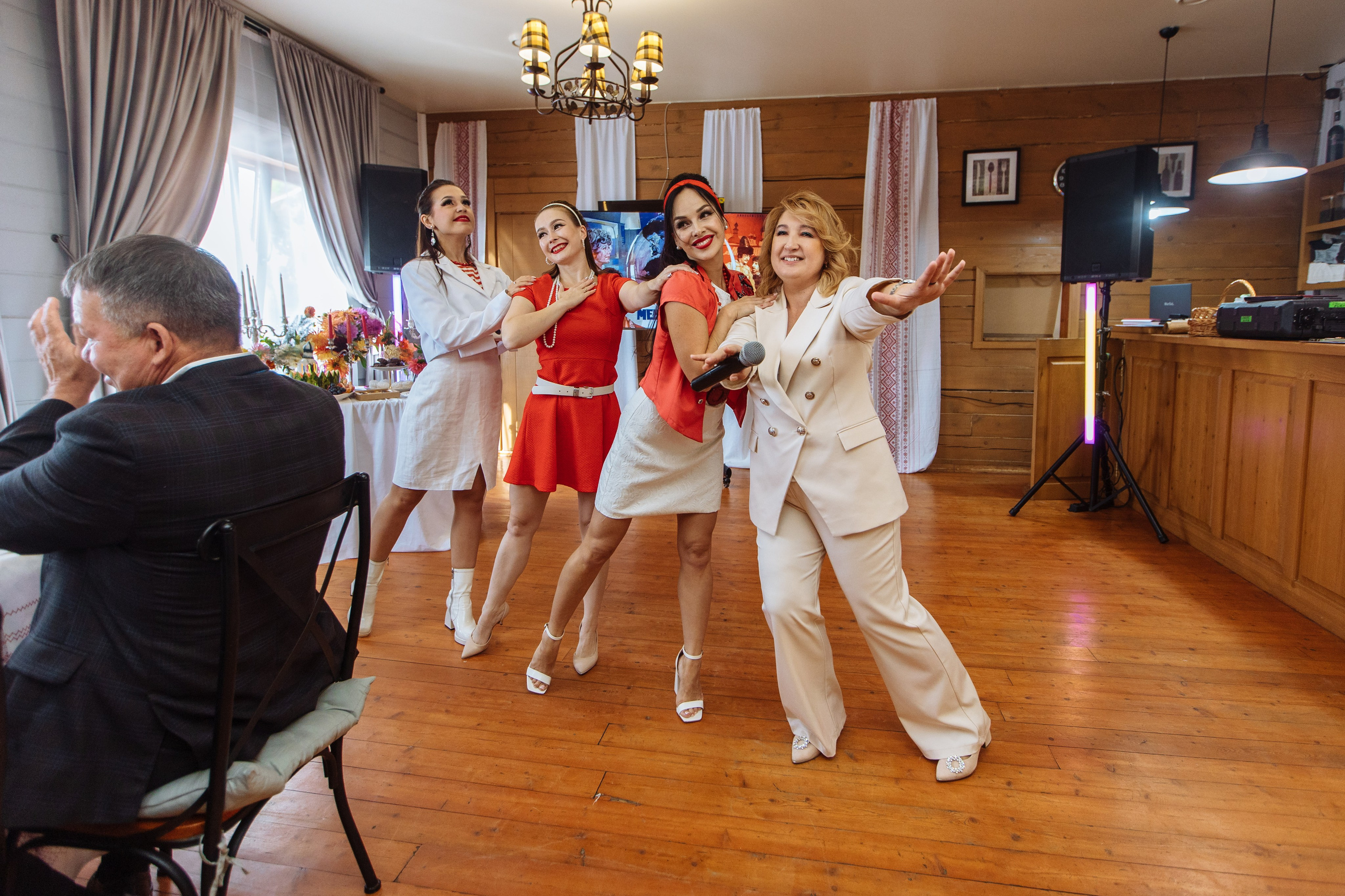 «Иван Васильевич меняет профессию» Юбилей. Свадебный и семейный фотограф в Улан-Удэ
