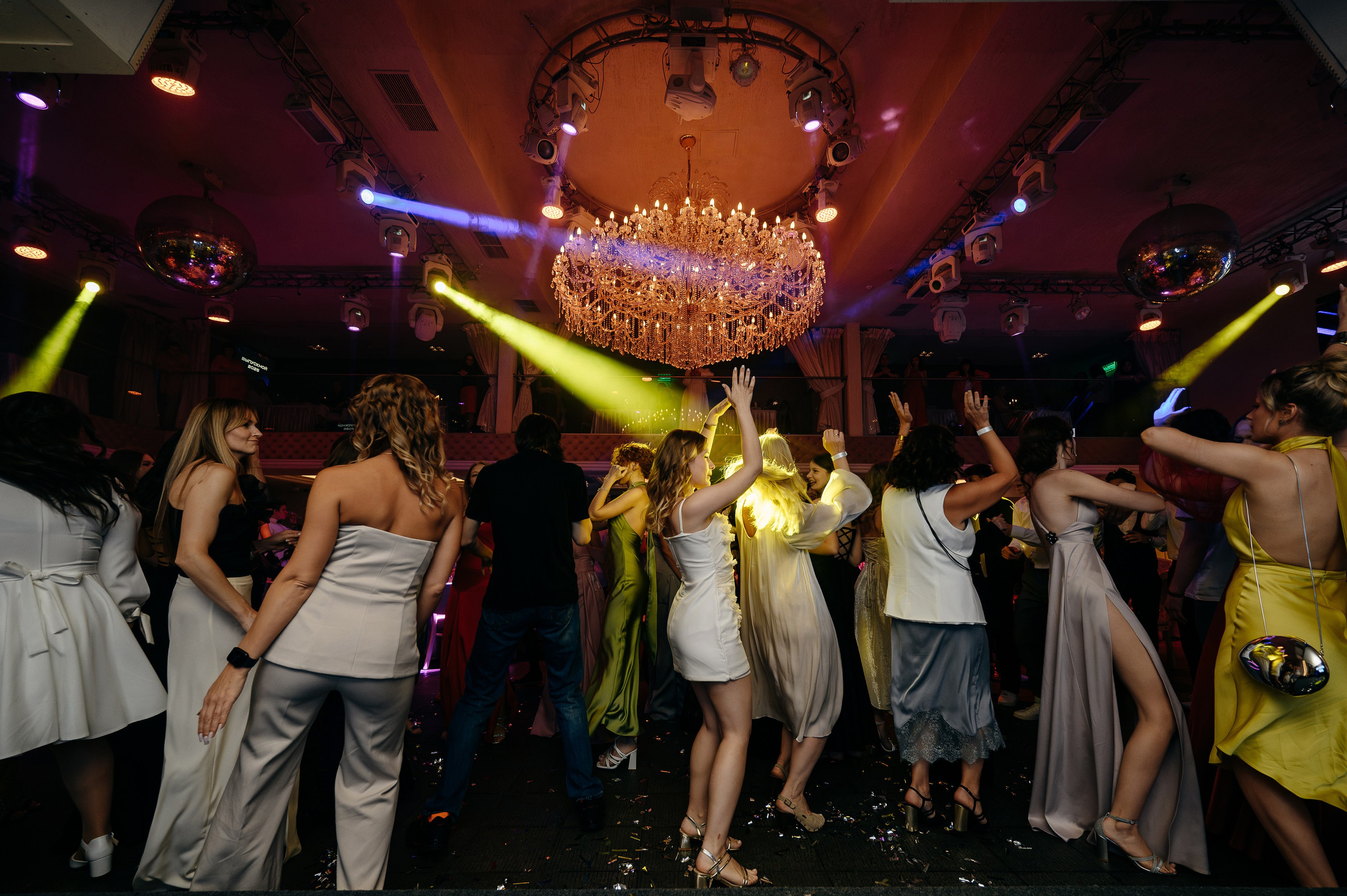 OneginHall выпускной 2025. Свадебный фотограф в Красноярске