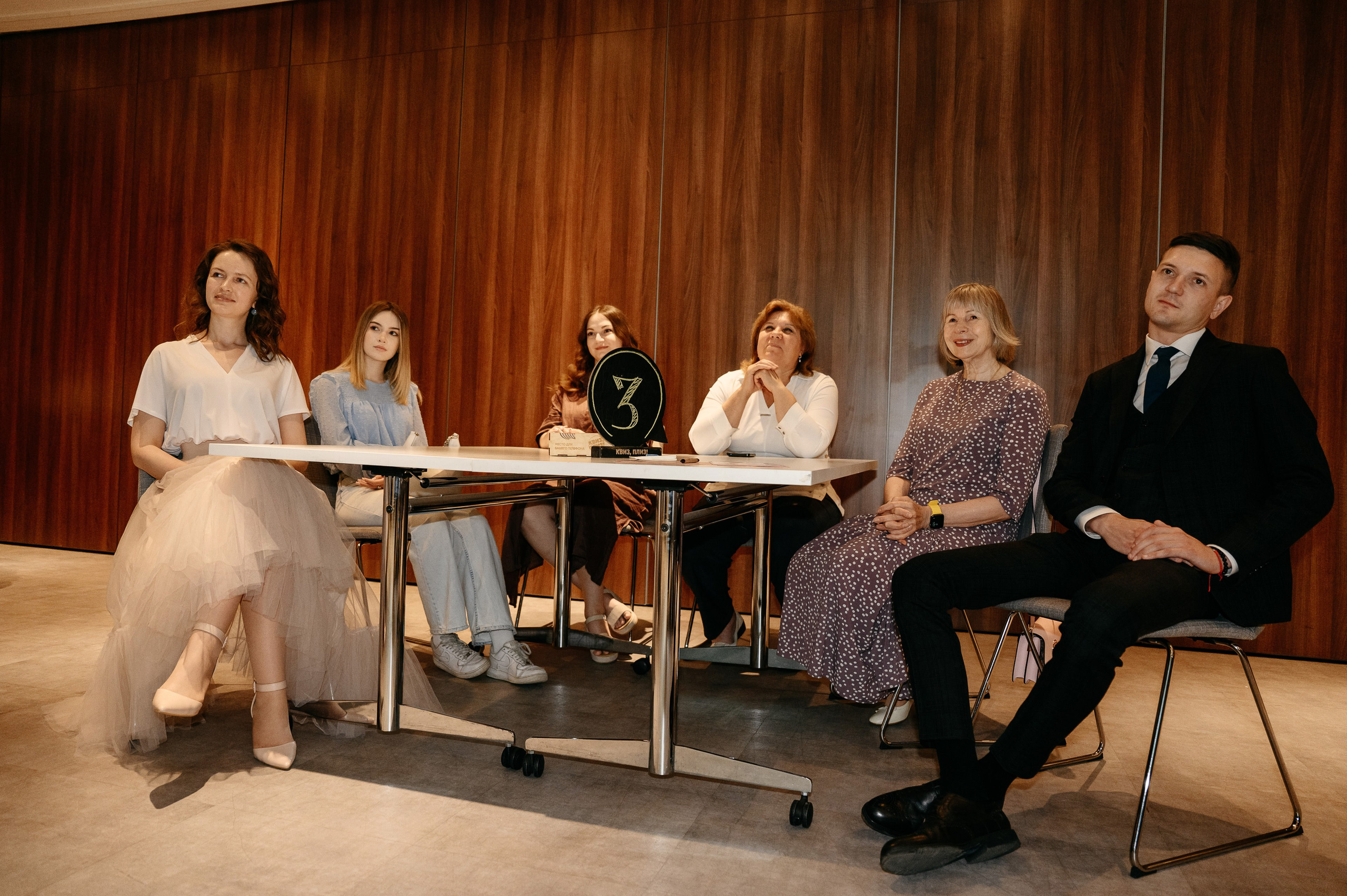 Квиз для коллектива частной школы ВЗЛЕТАЙ. Свадебный фотограф в Красноярске