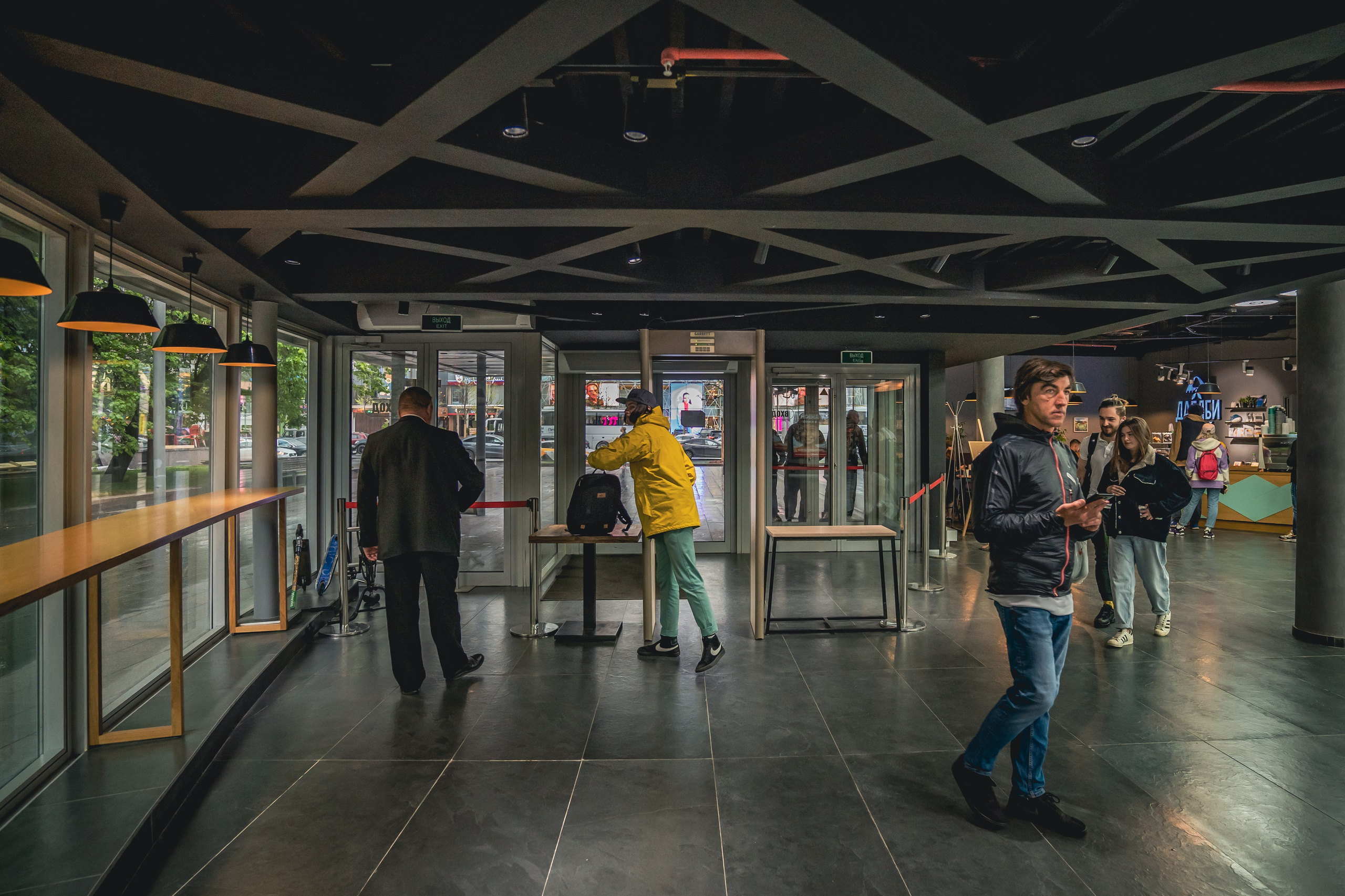 Премьера фильма ИБЬЁТСЯ в Москве 26.05.22. Репортажный фотограф в Краснодаре Рындин Дмитрий