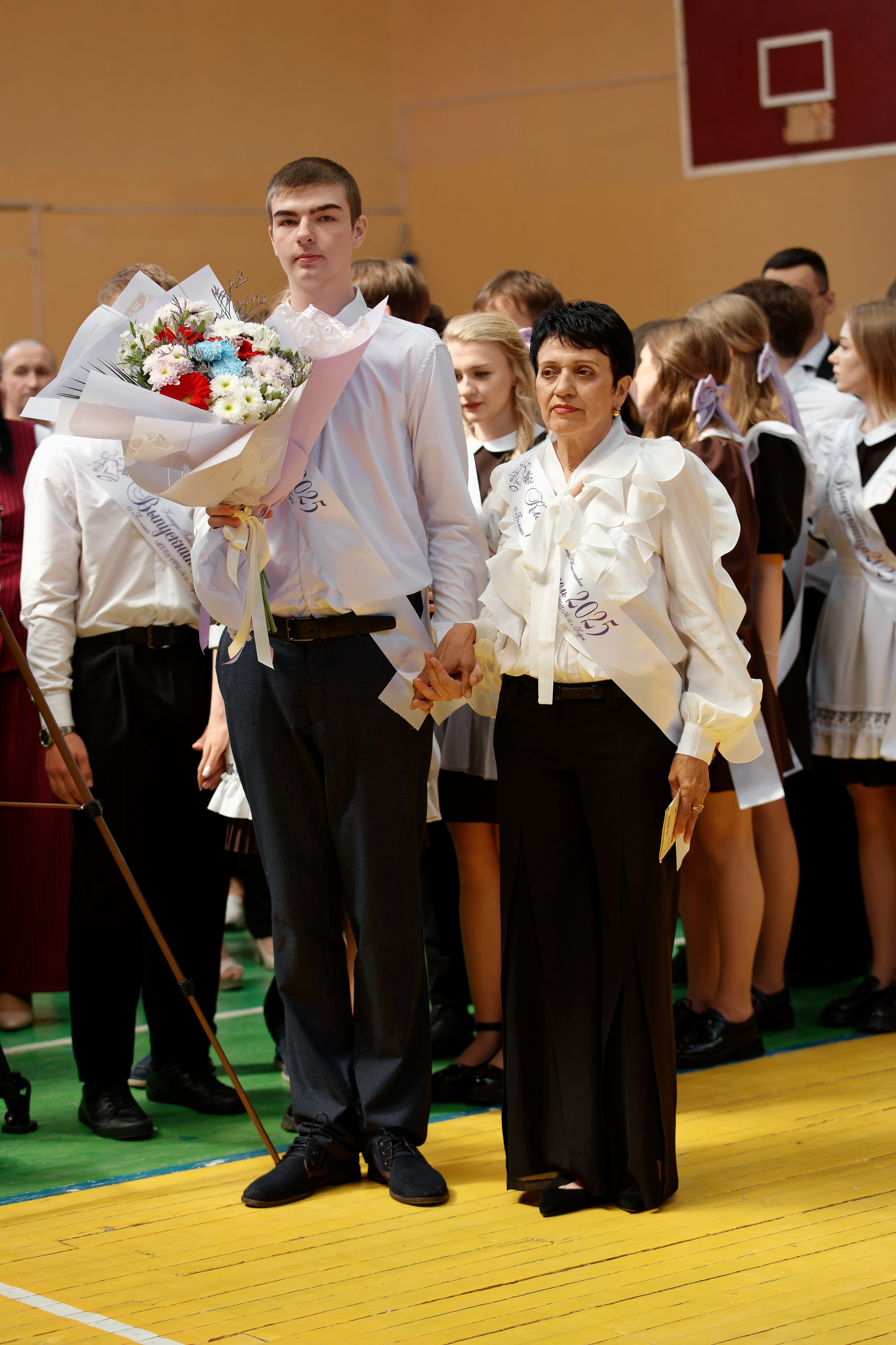 Последний звонок Школа № 42. Семейный фотограф — Макс Белогрудов