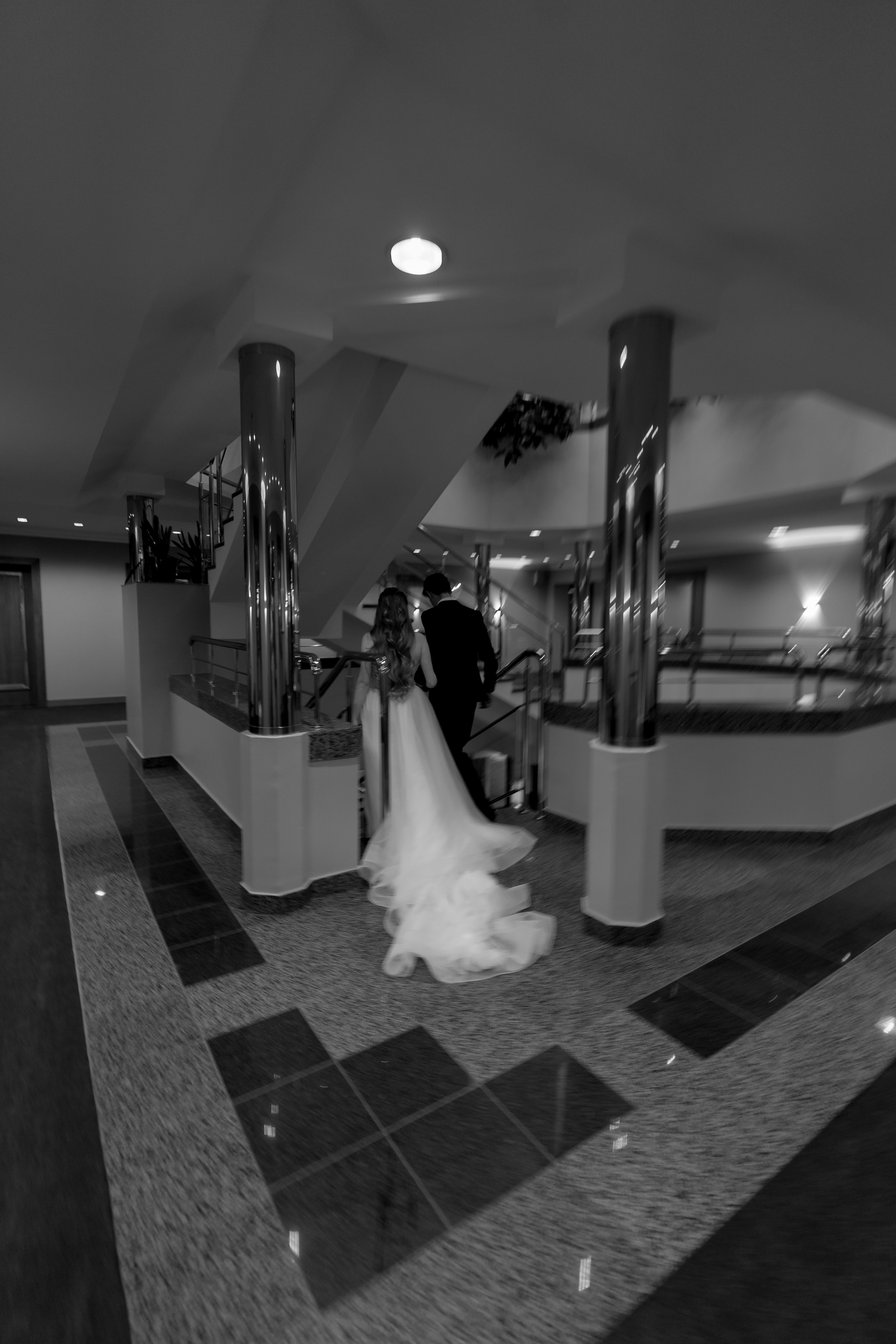 СВАДЕБНАЯ СЬЕМКА СБОРОВ В ОТЕЛЕ И ВЫЕЗД НА ЦЕРЕМОНИЮ (СНЯТО В СИБИРЕ В НИЖНЕВАРТОВСКЕ). Профессиональный фотограф, Санкт-Петербург — Виктория Богомолова